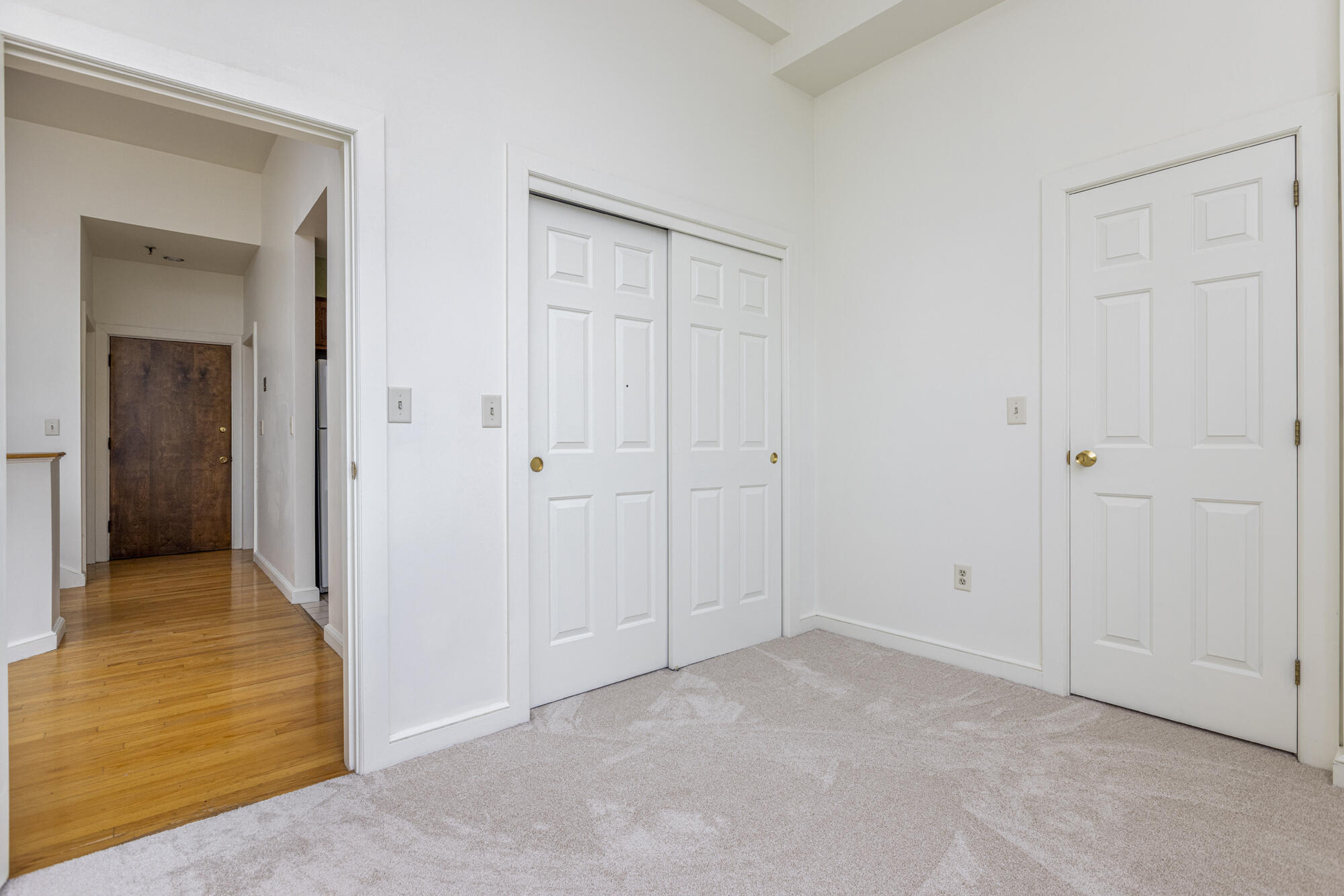 245 Broadway, 205