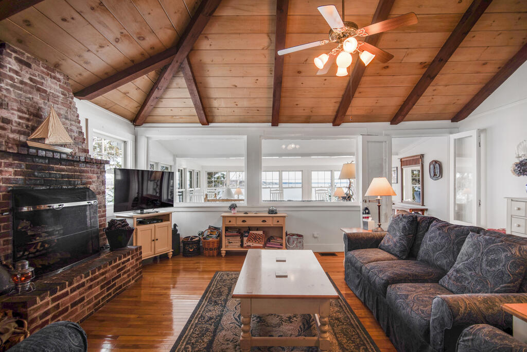 137 Bay View Drive