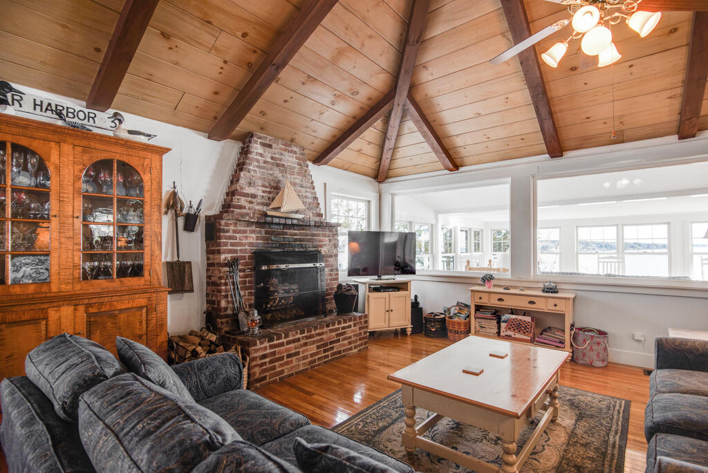 137 Bay View Drive