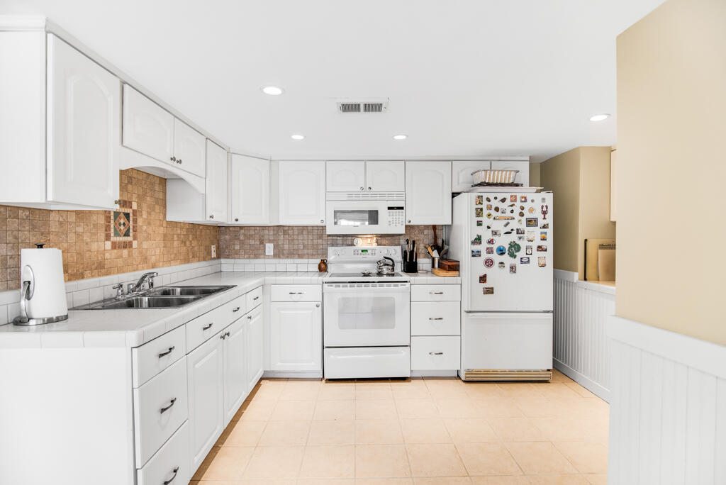 137 Bay View Drive
