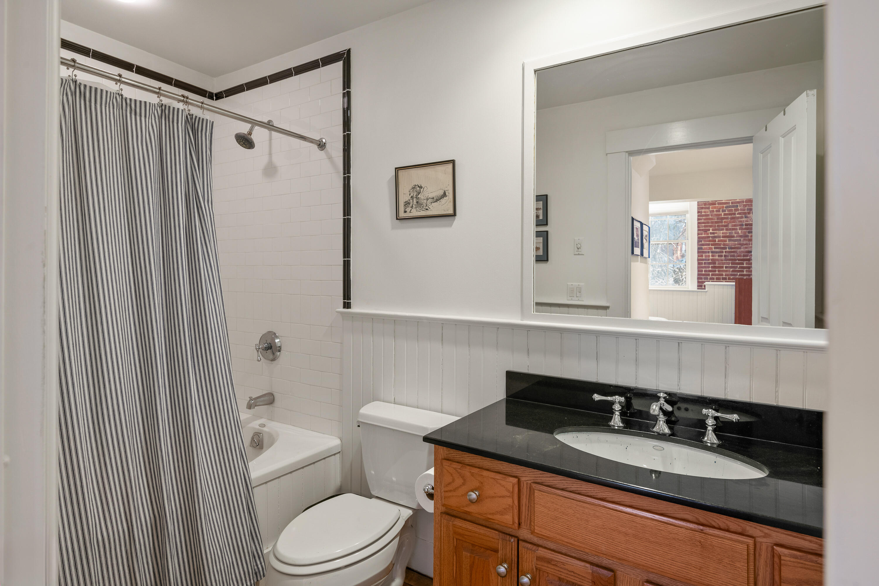 8 Quartermaster Court, 8