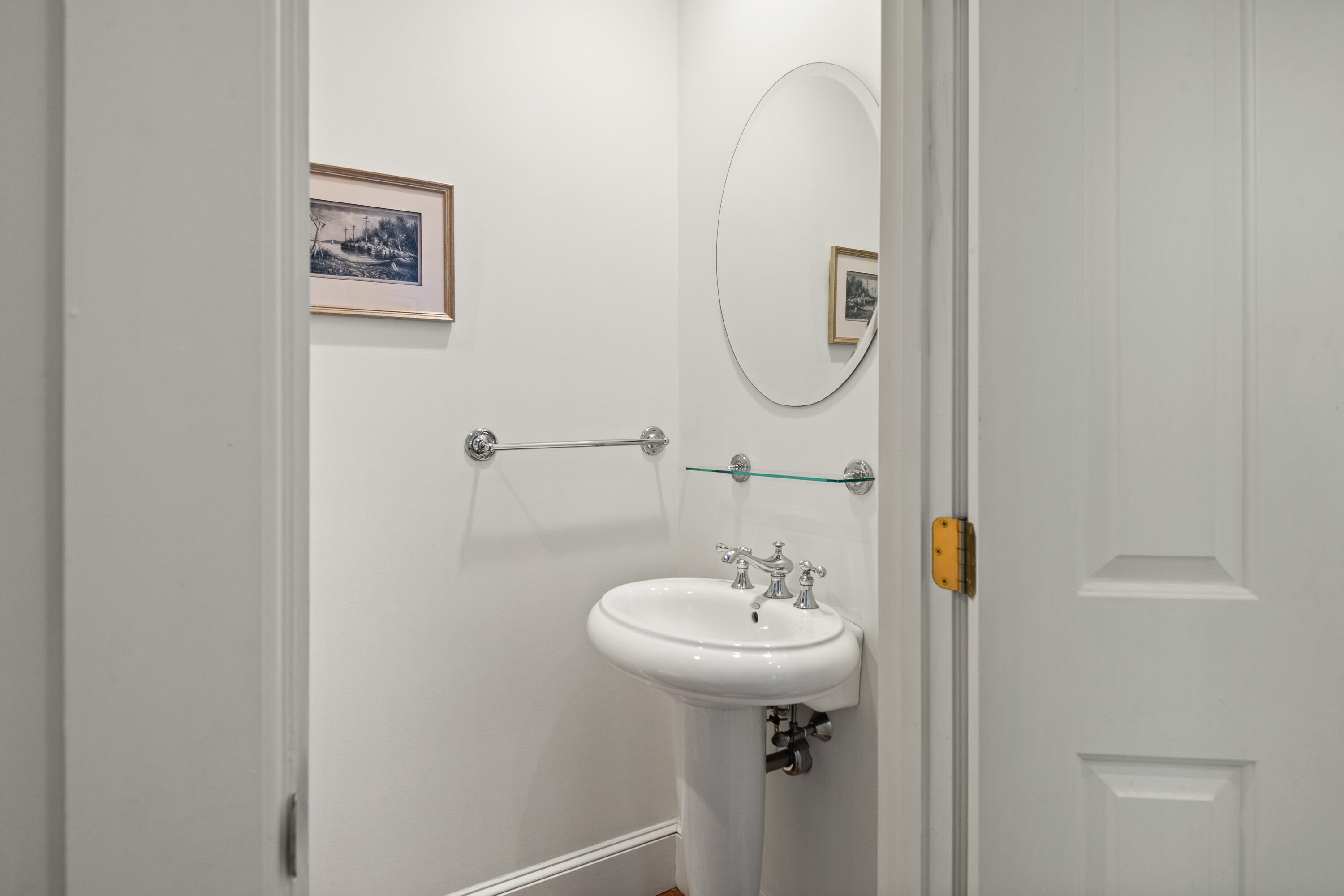 8 Quartermaster Court, 8