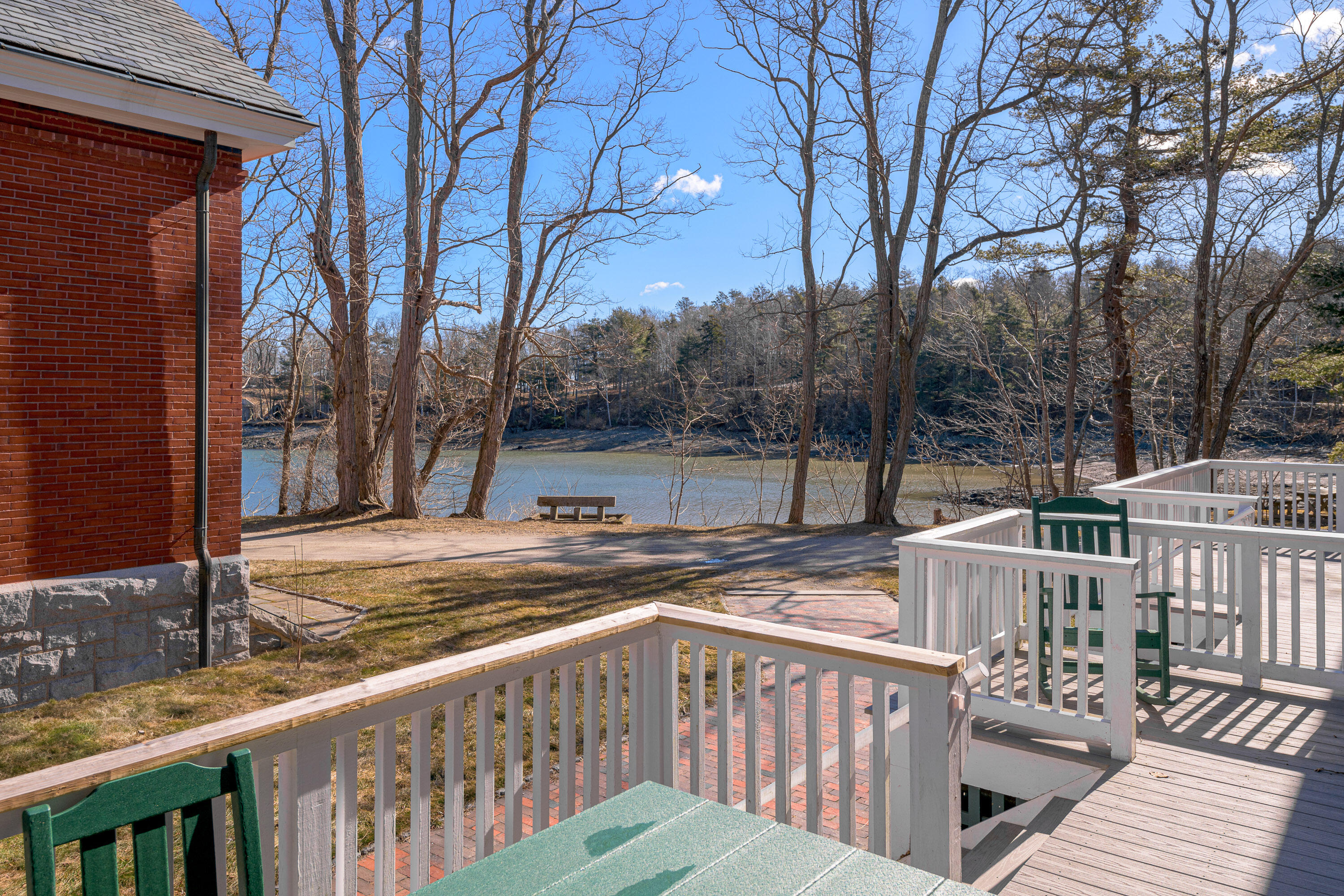 8 Quartermaster Court, 8