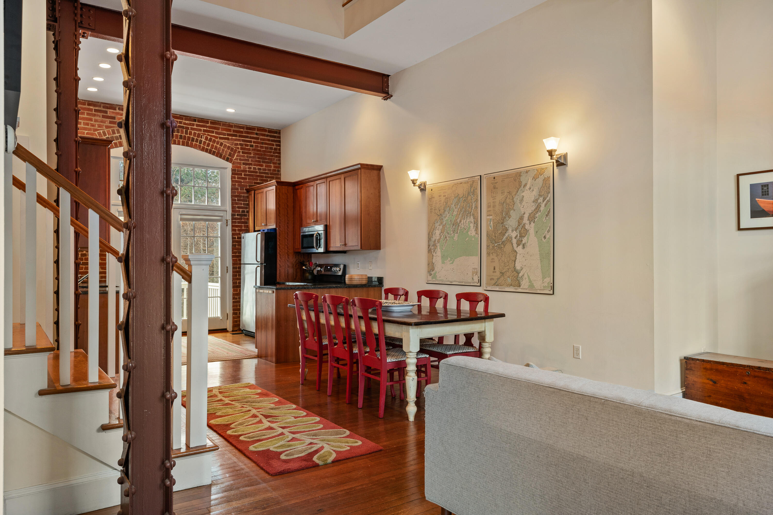 8 Quartermaster Court, 8