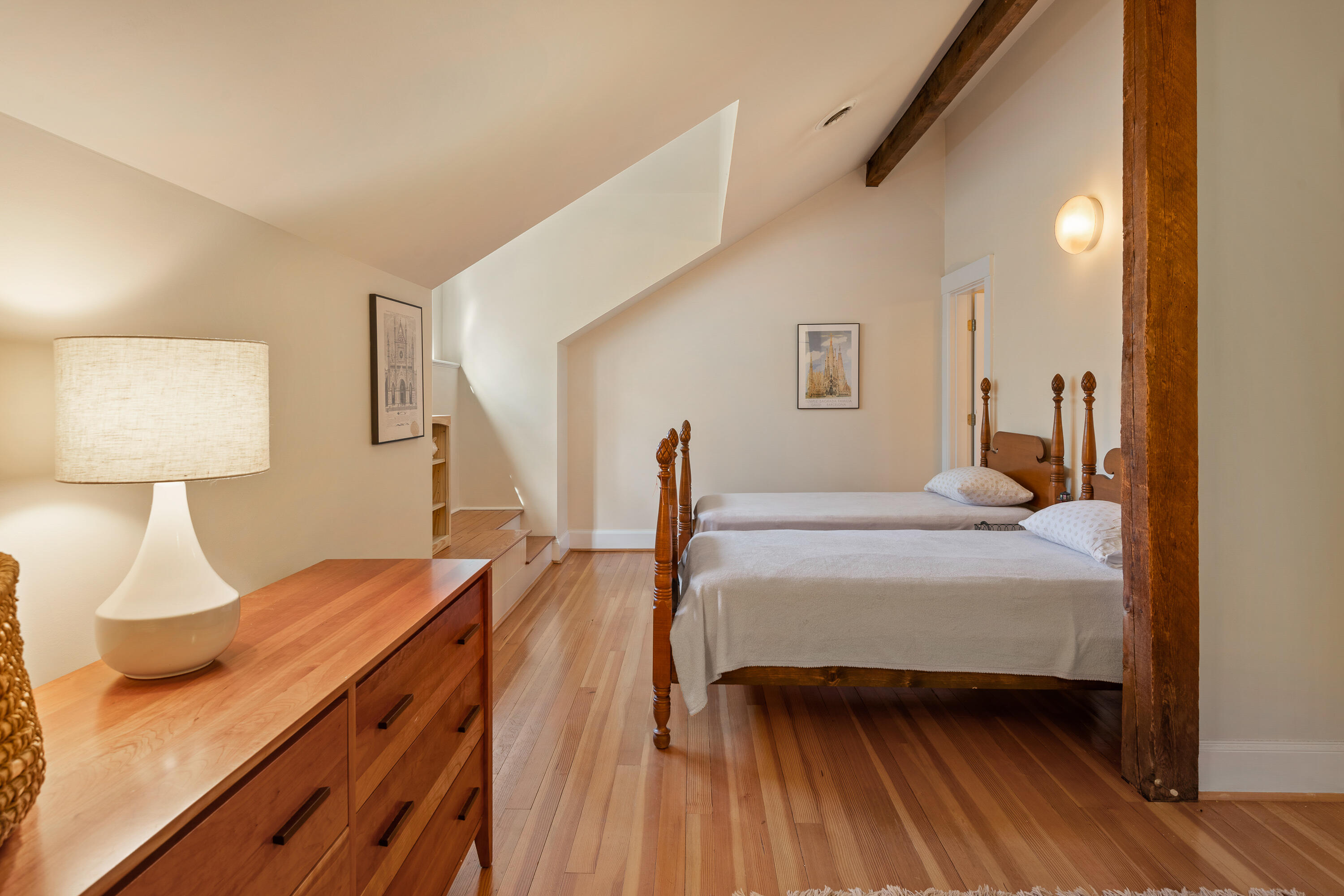 8 Quartermaster Court, 8