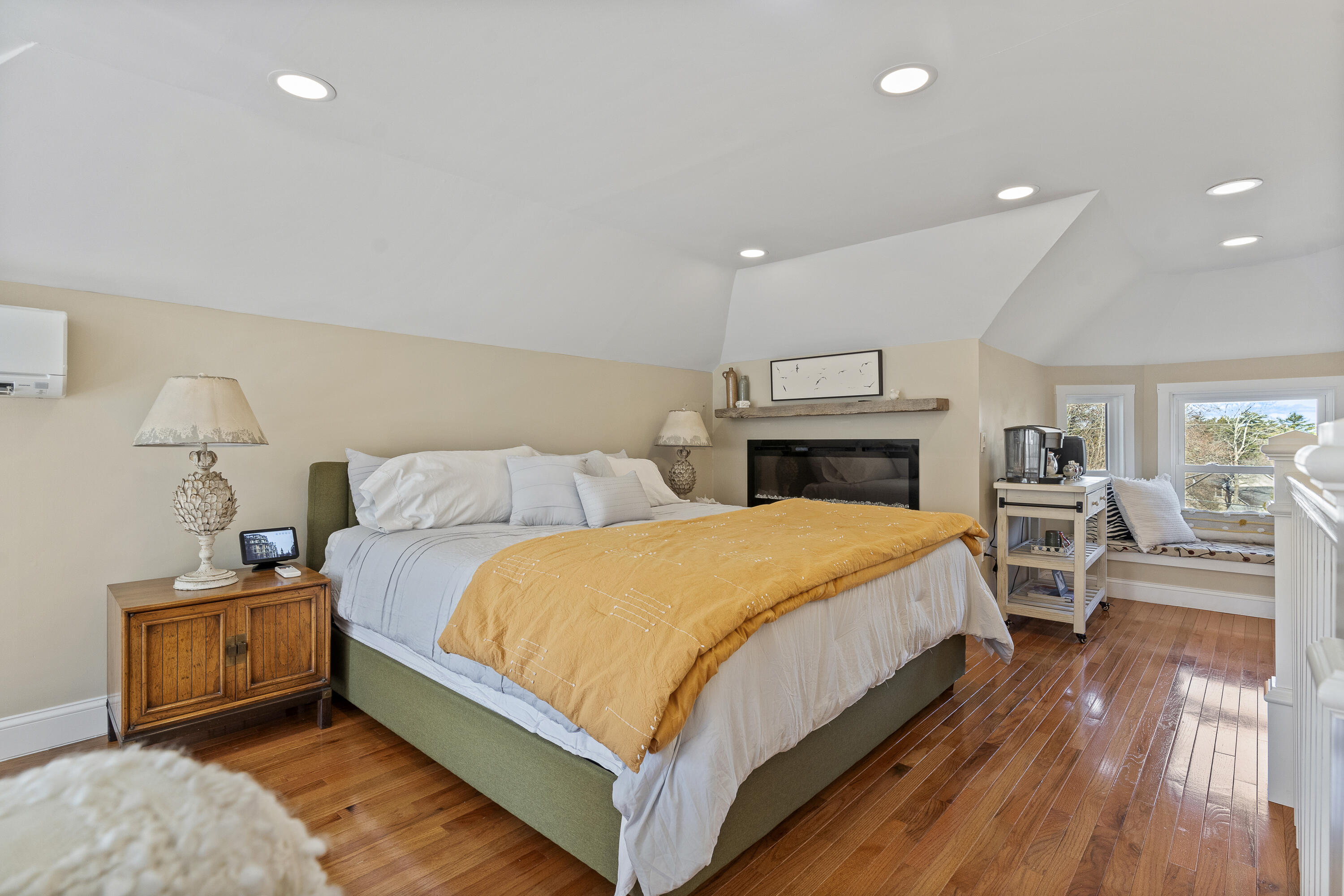 1492 Westbrook Street