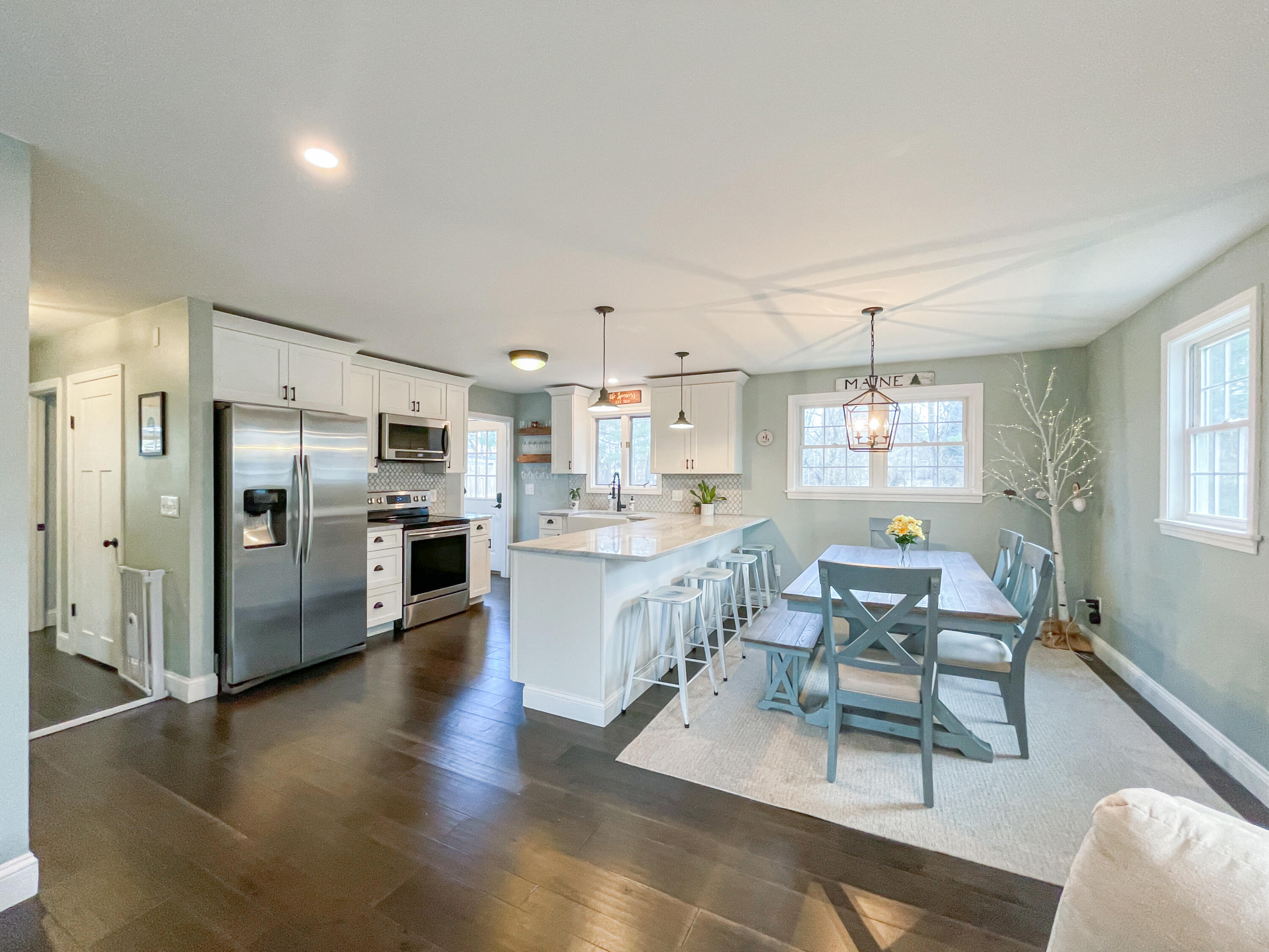 28 Continental Drive