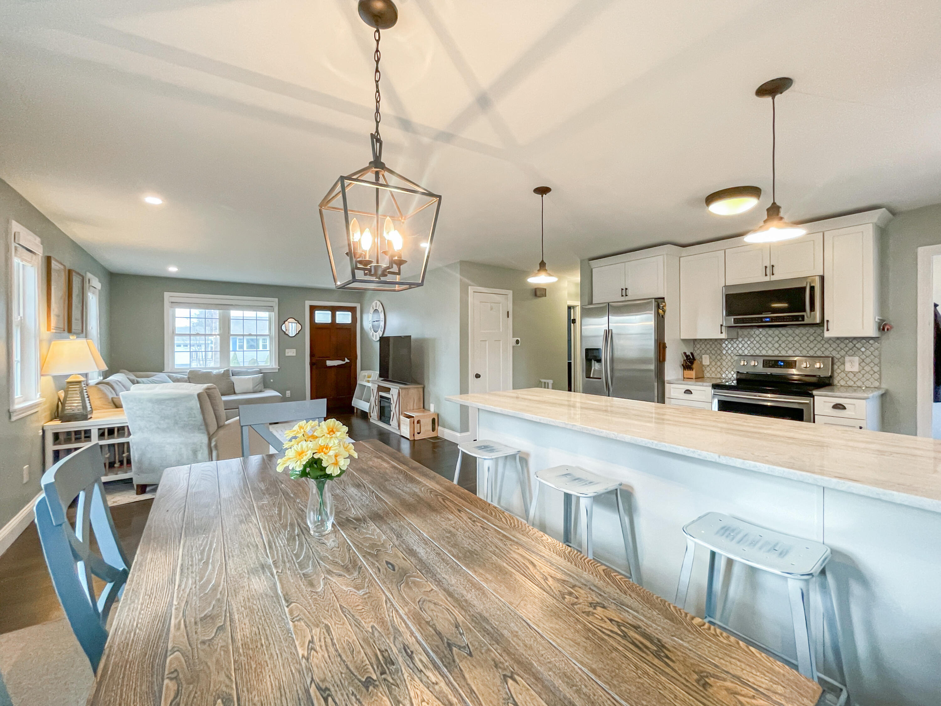 28 Continental Drive
