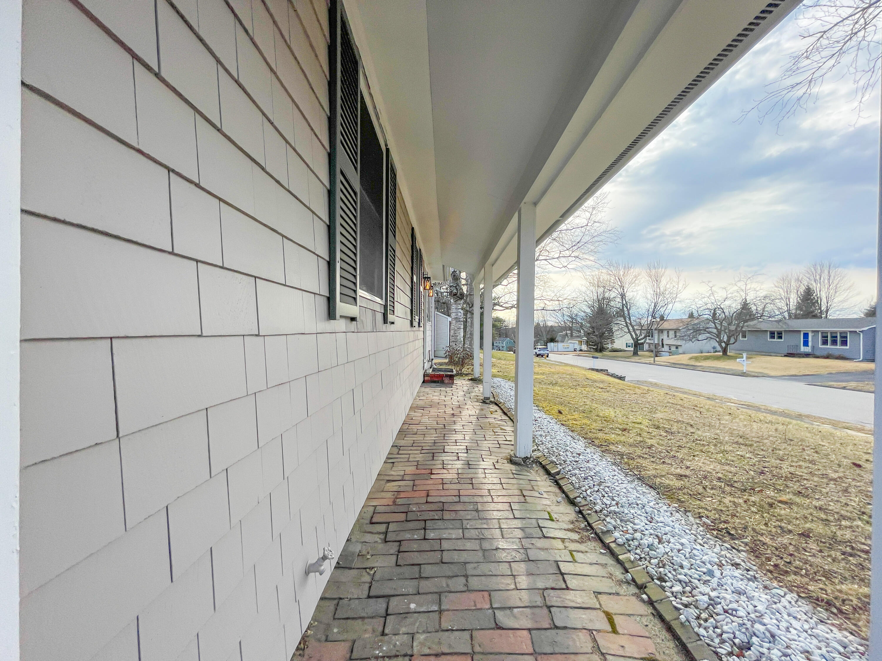 28 Continental Drive