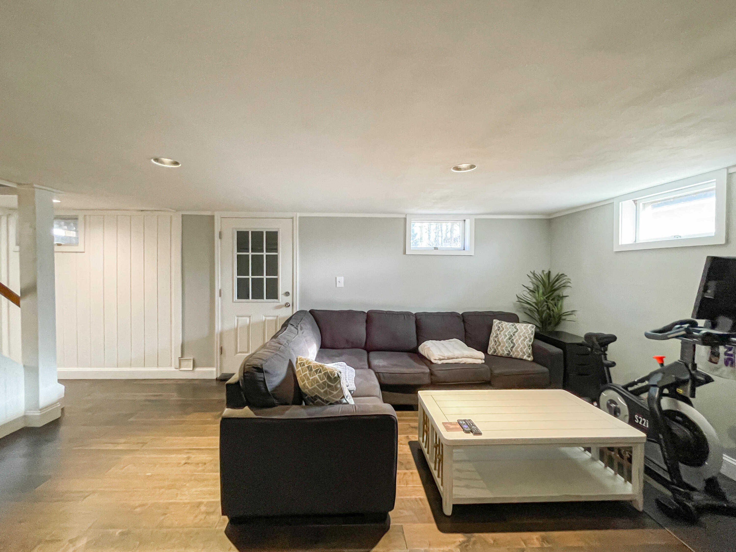 28 Continental Drive
