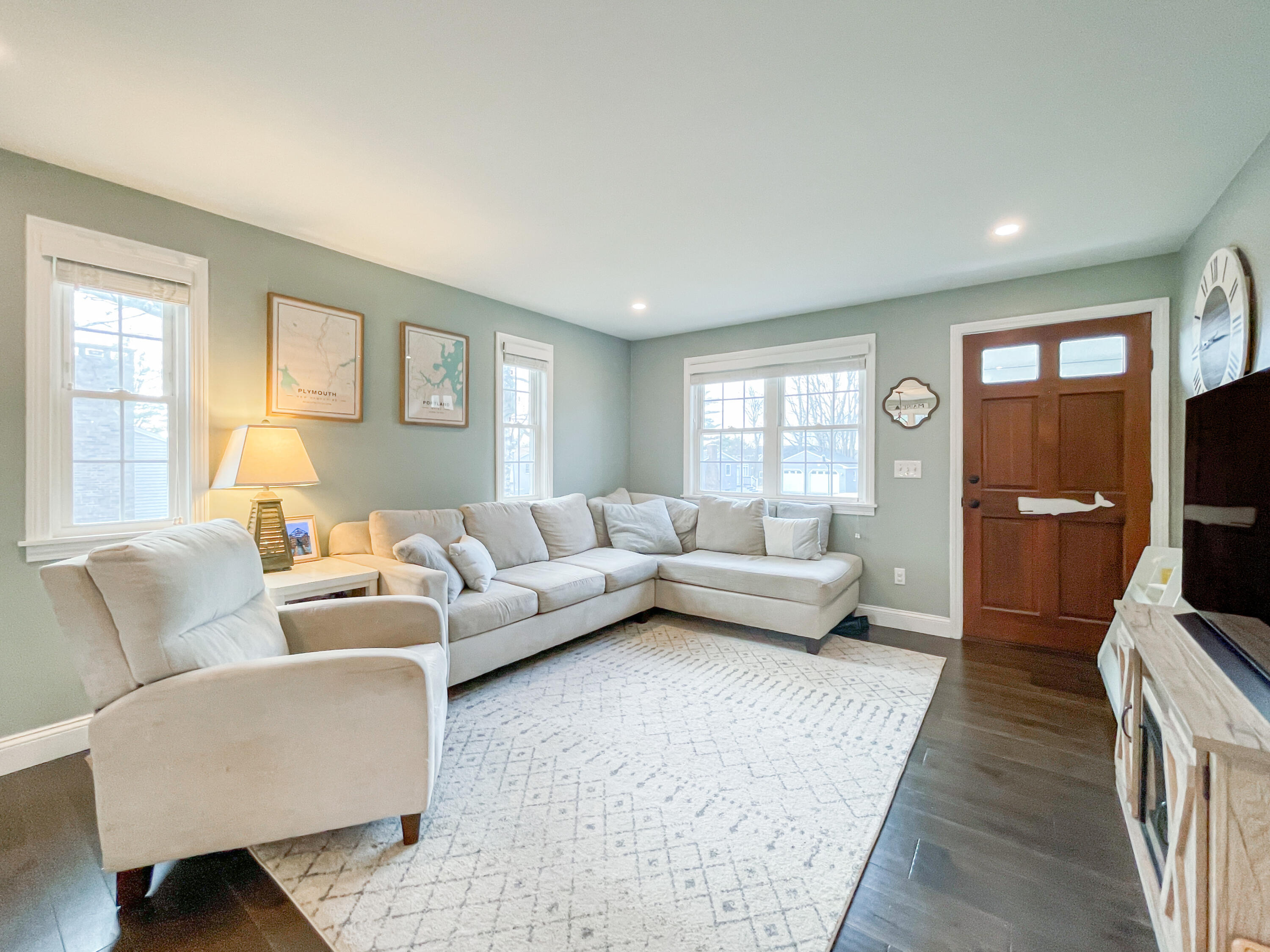 28 Continental Drive