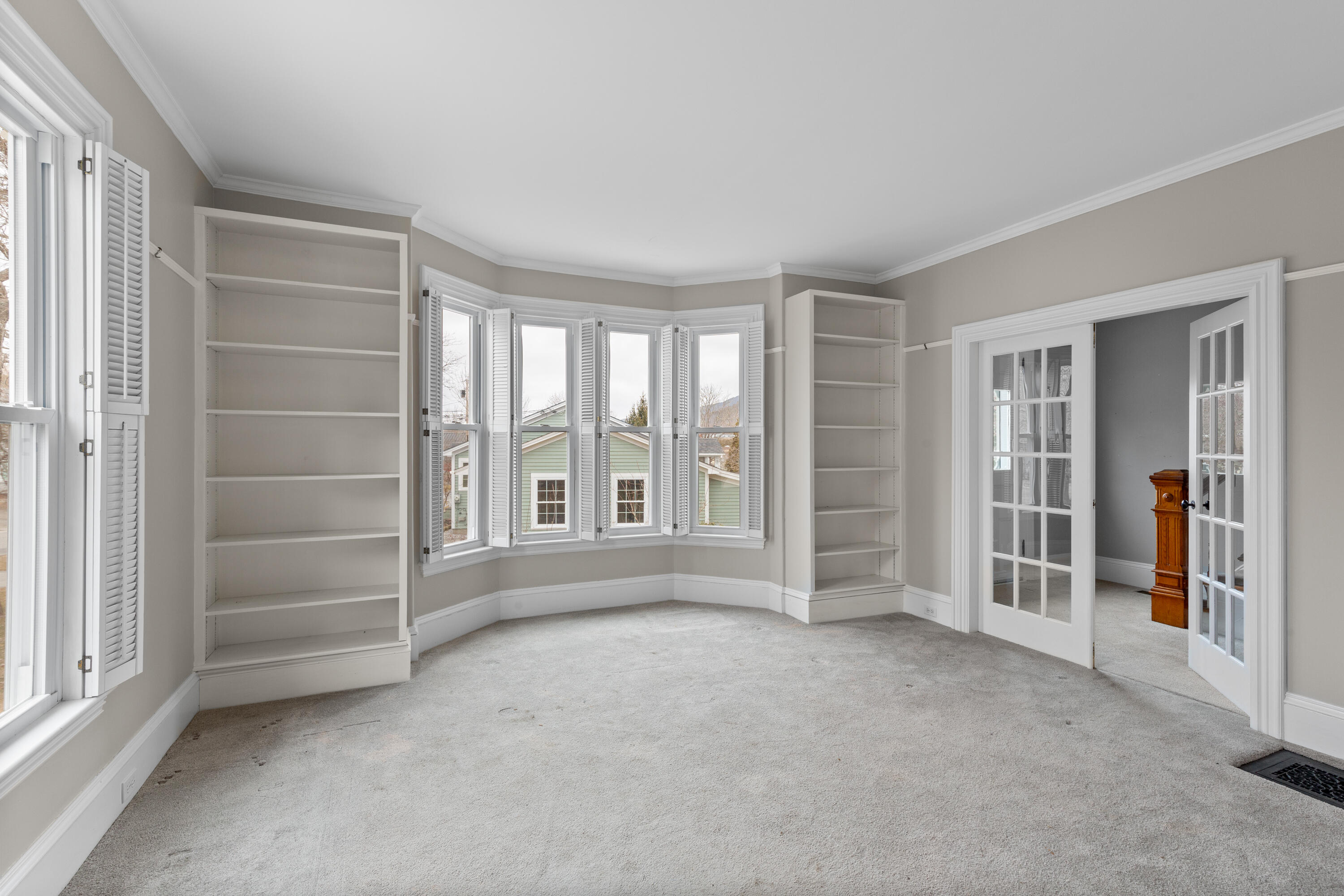 10 Willow Street