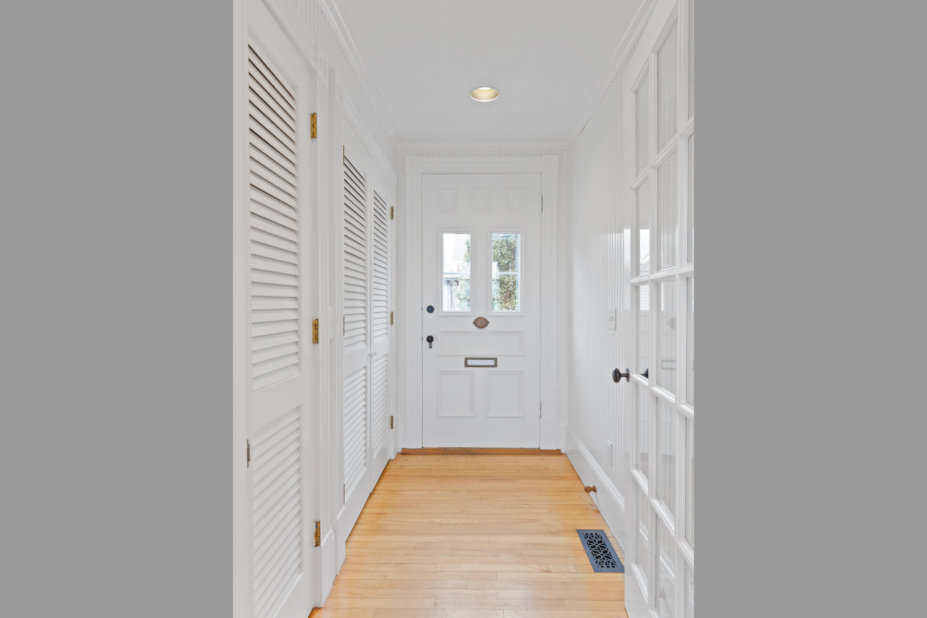 10 Willow Street