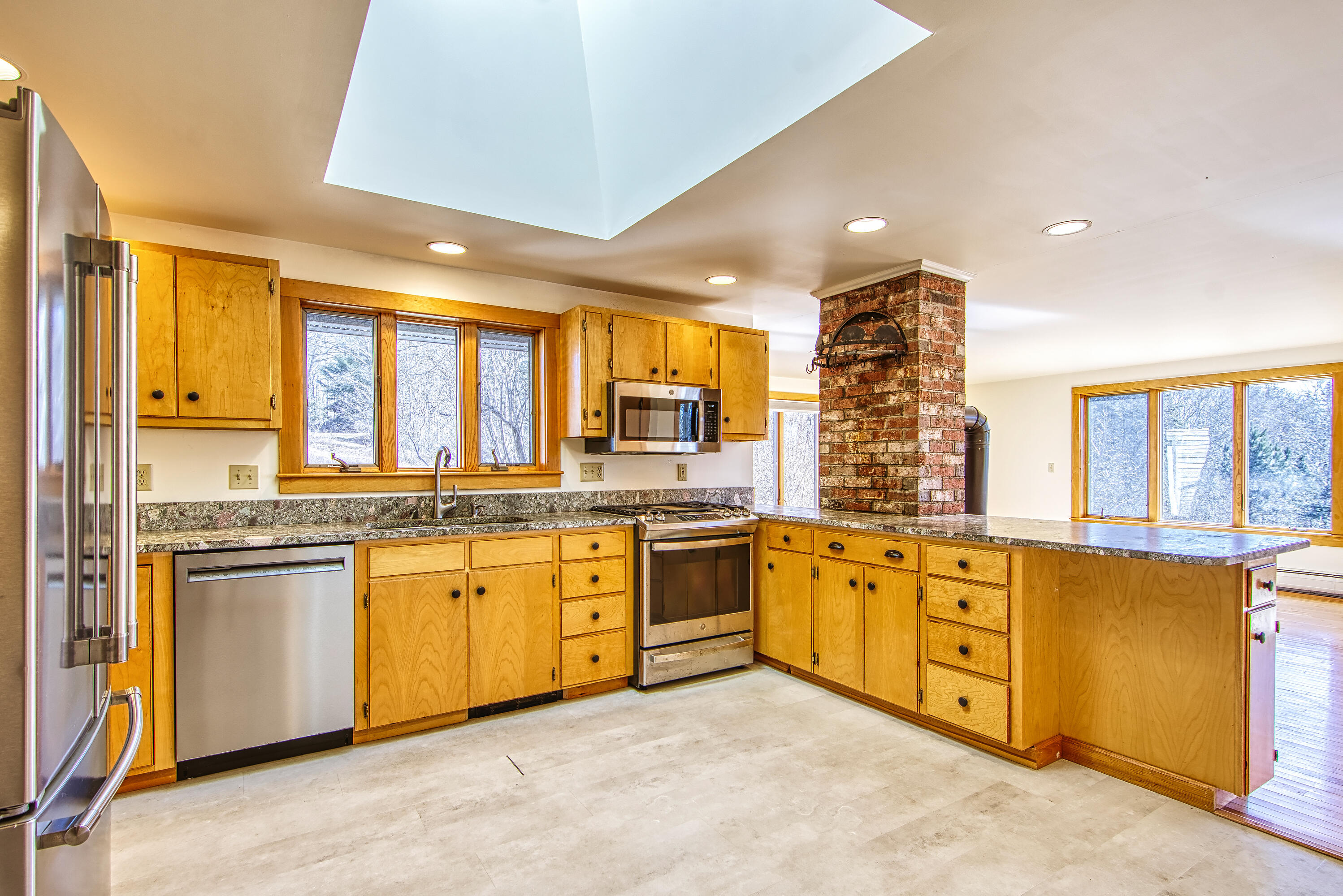 15 Sunshine Road