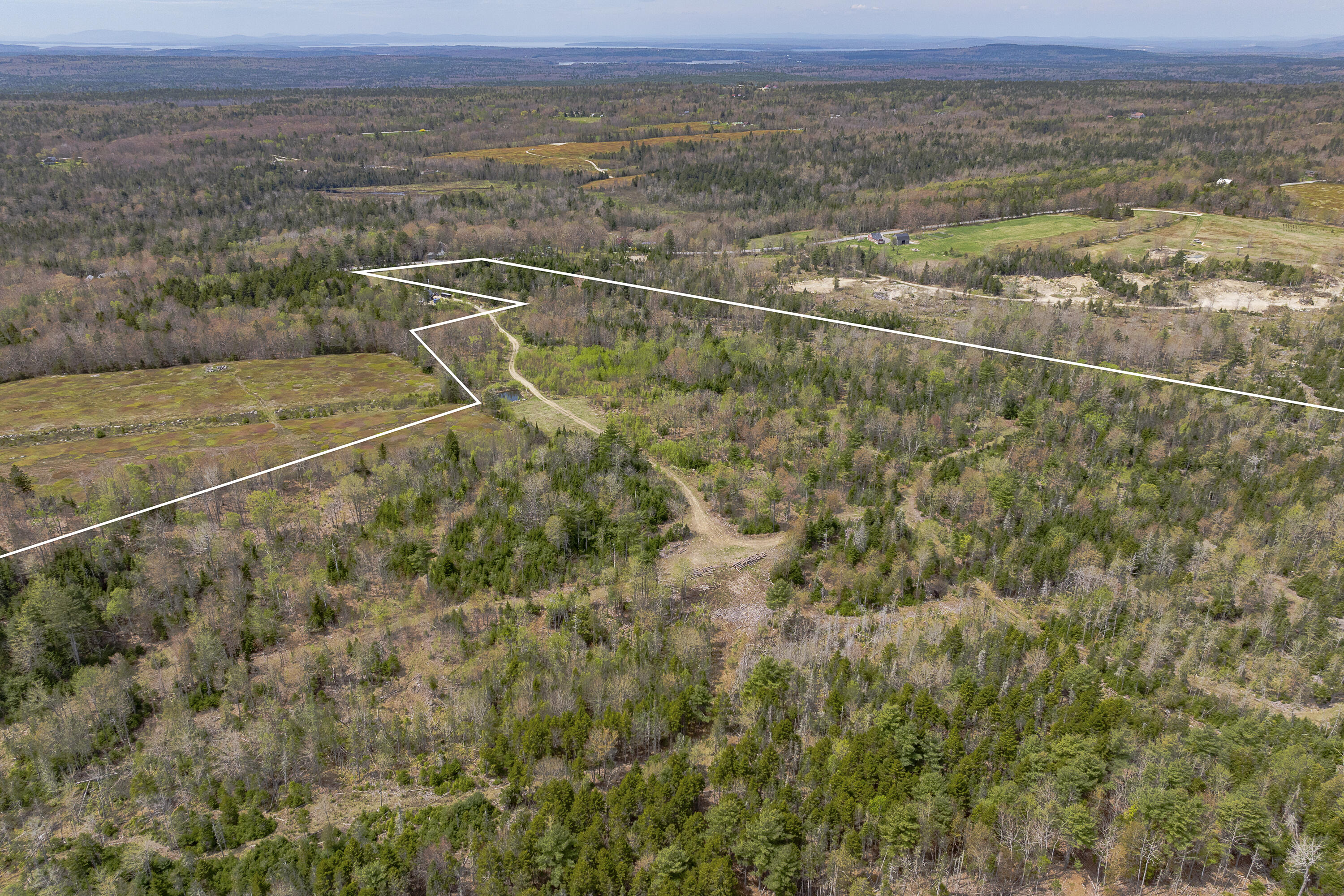475A Range Road