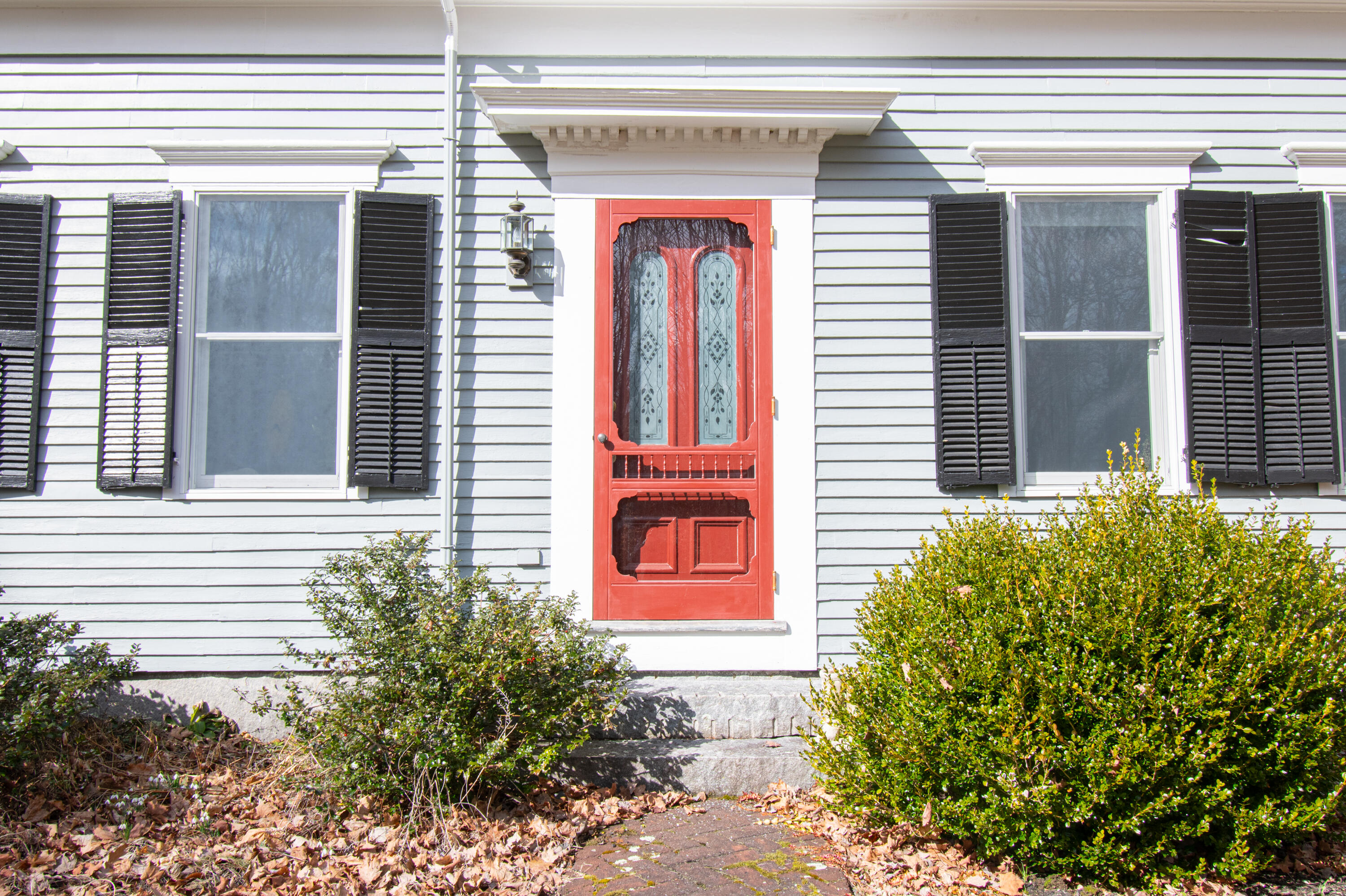 300 E East Neck Road