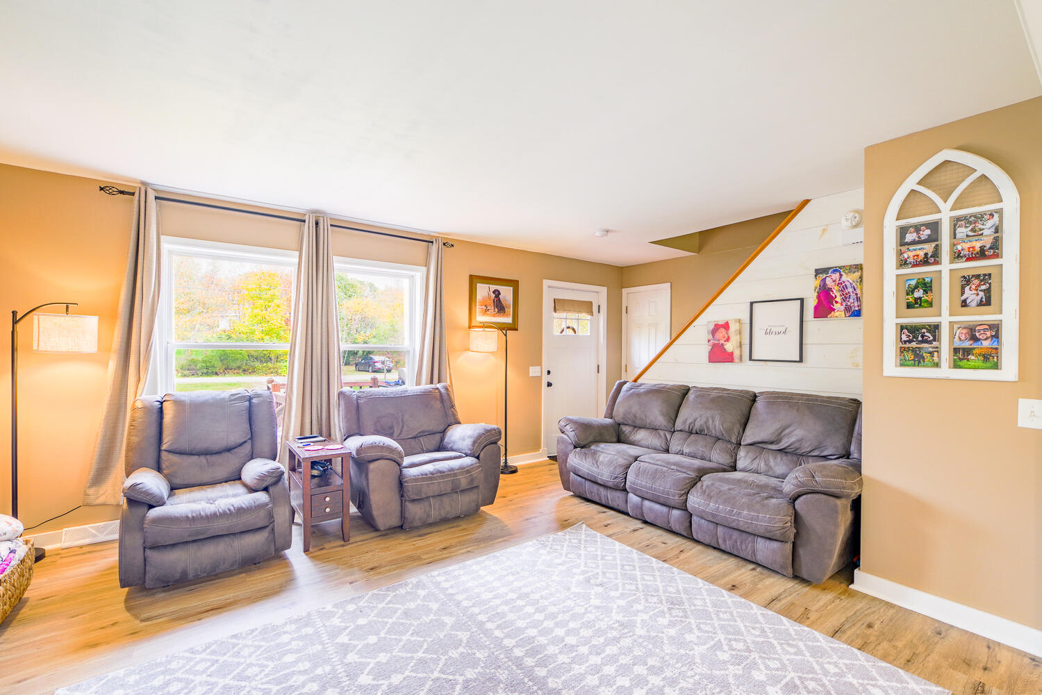 5 Eagle Drive