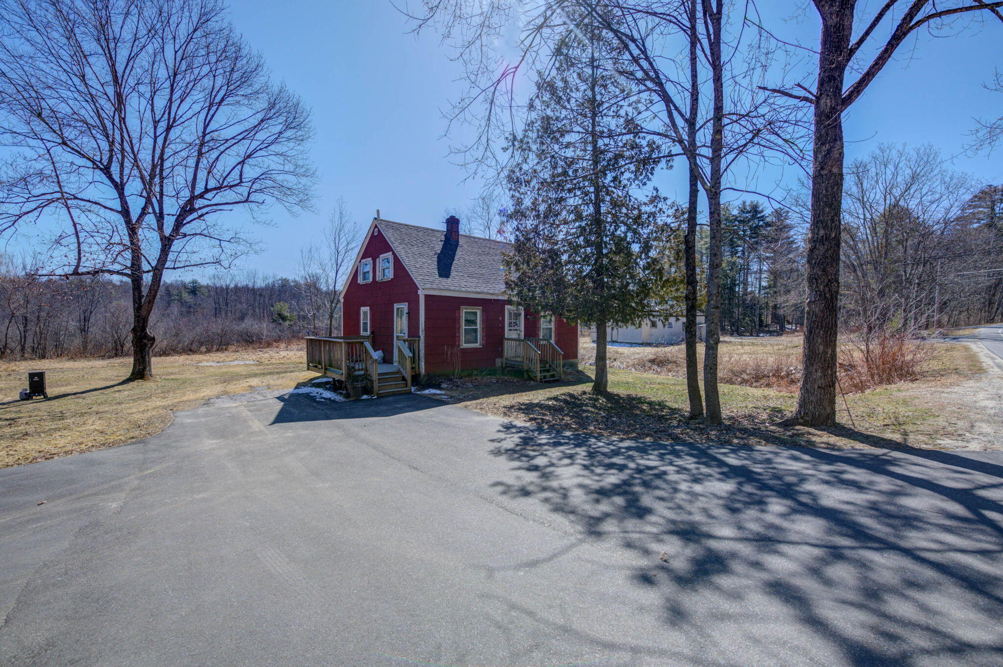 645 Hallowell Road