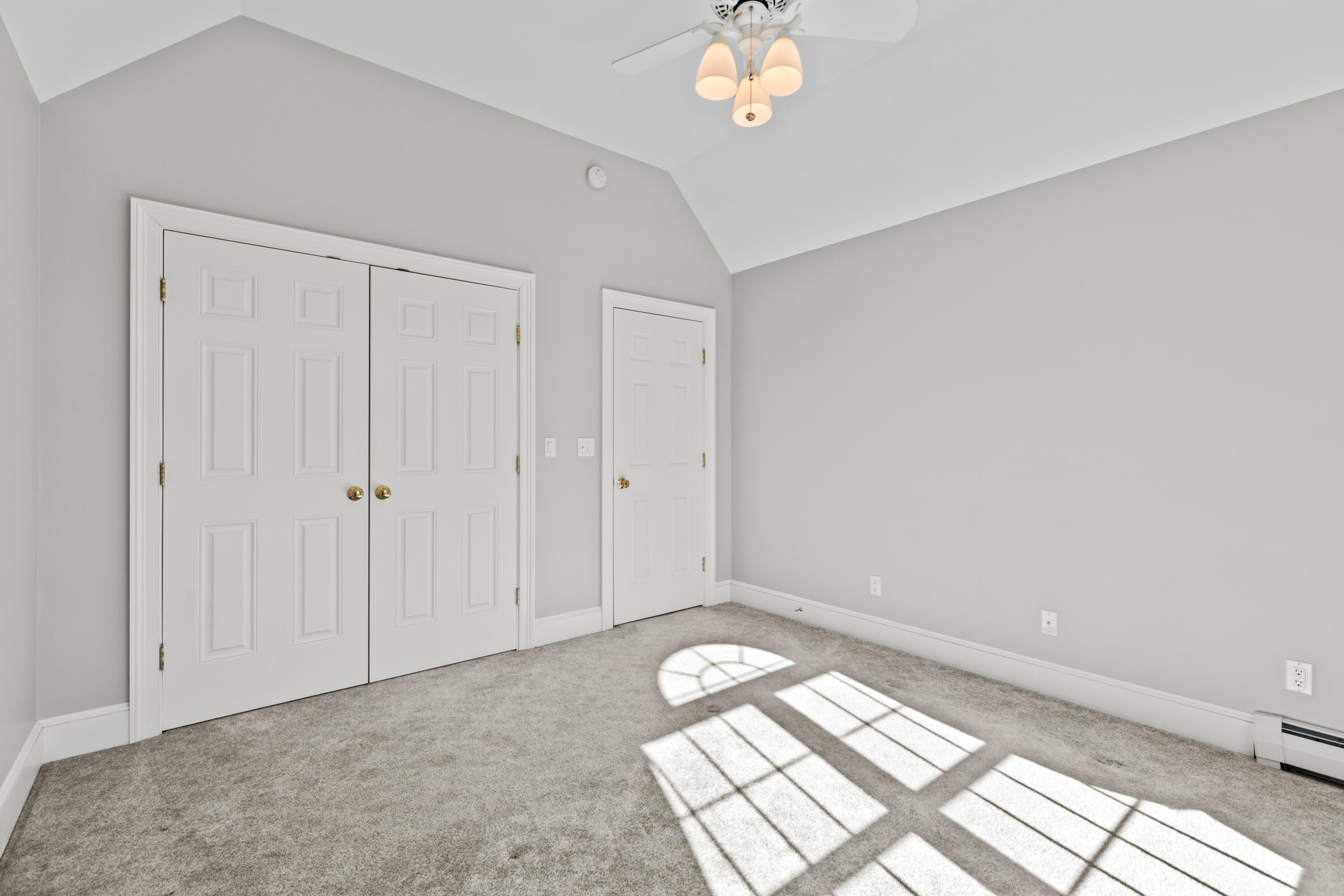 15 Carriage Hill