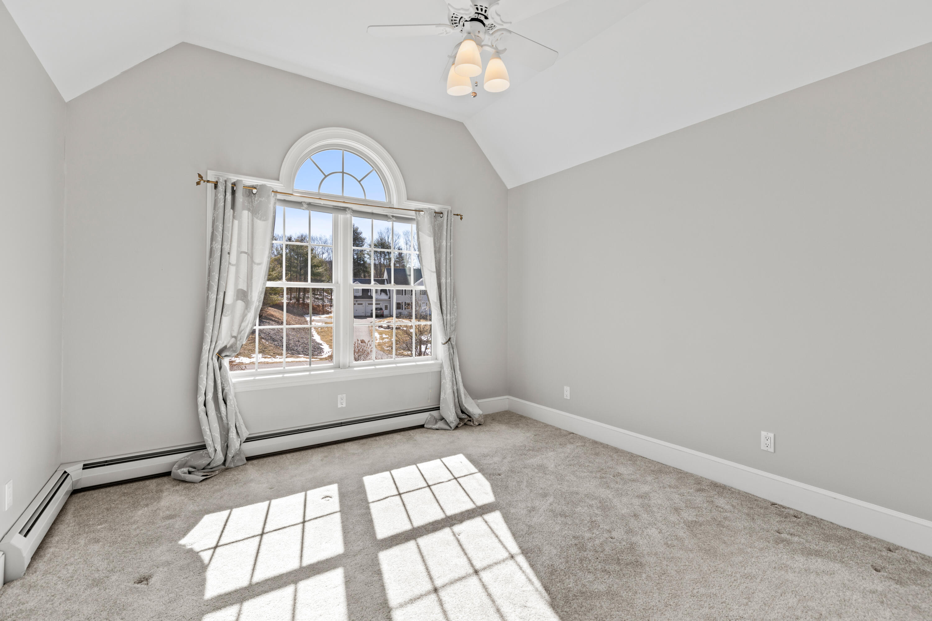 15 Carriage Hill