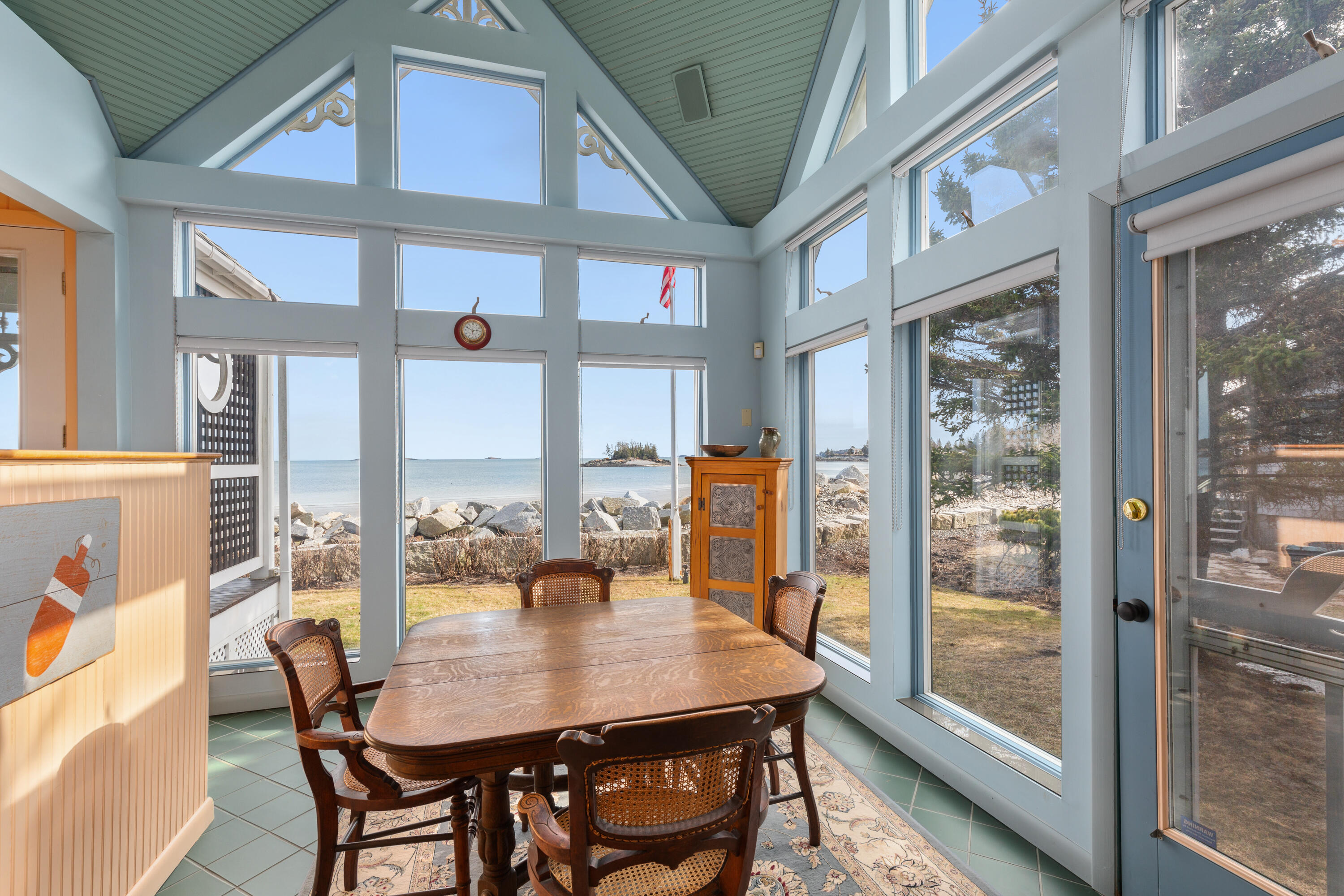 9 Stonehurst Avenue