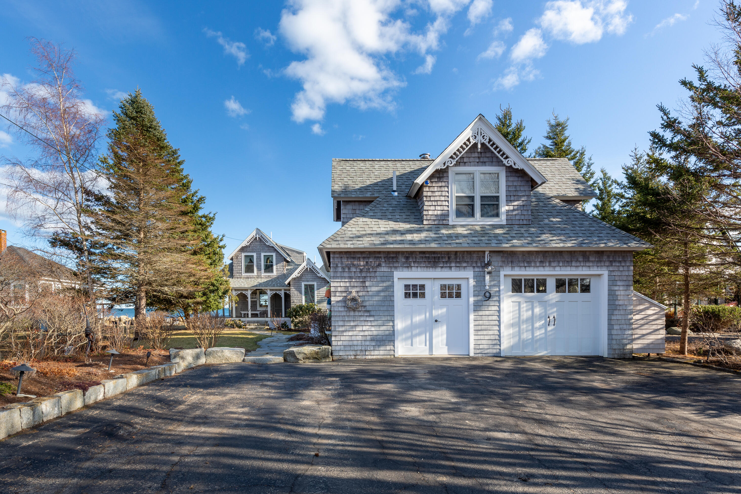 9 Stonehurst Avenue