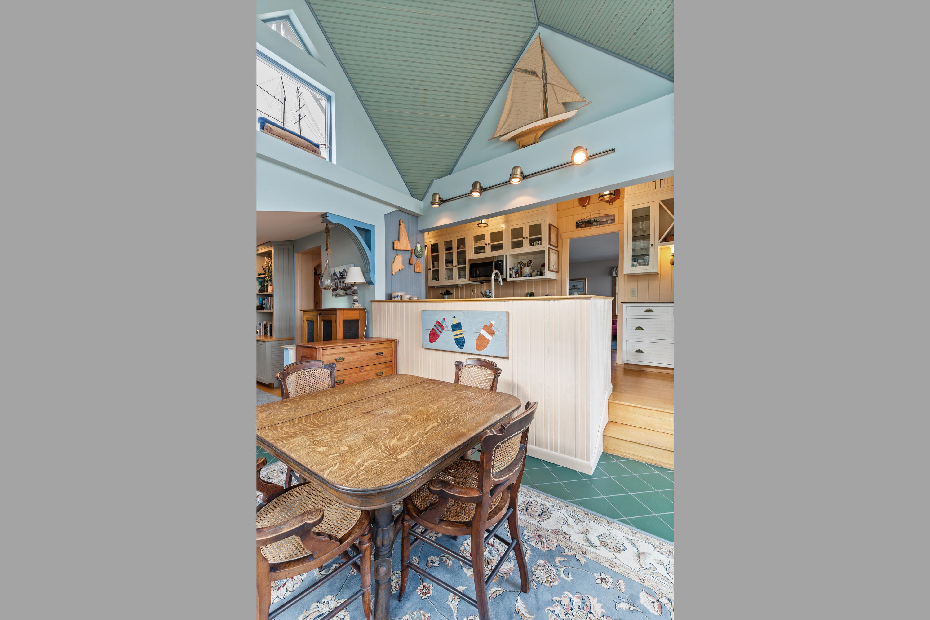 9 Stonehurst Avenue