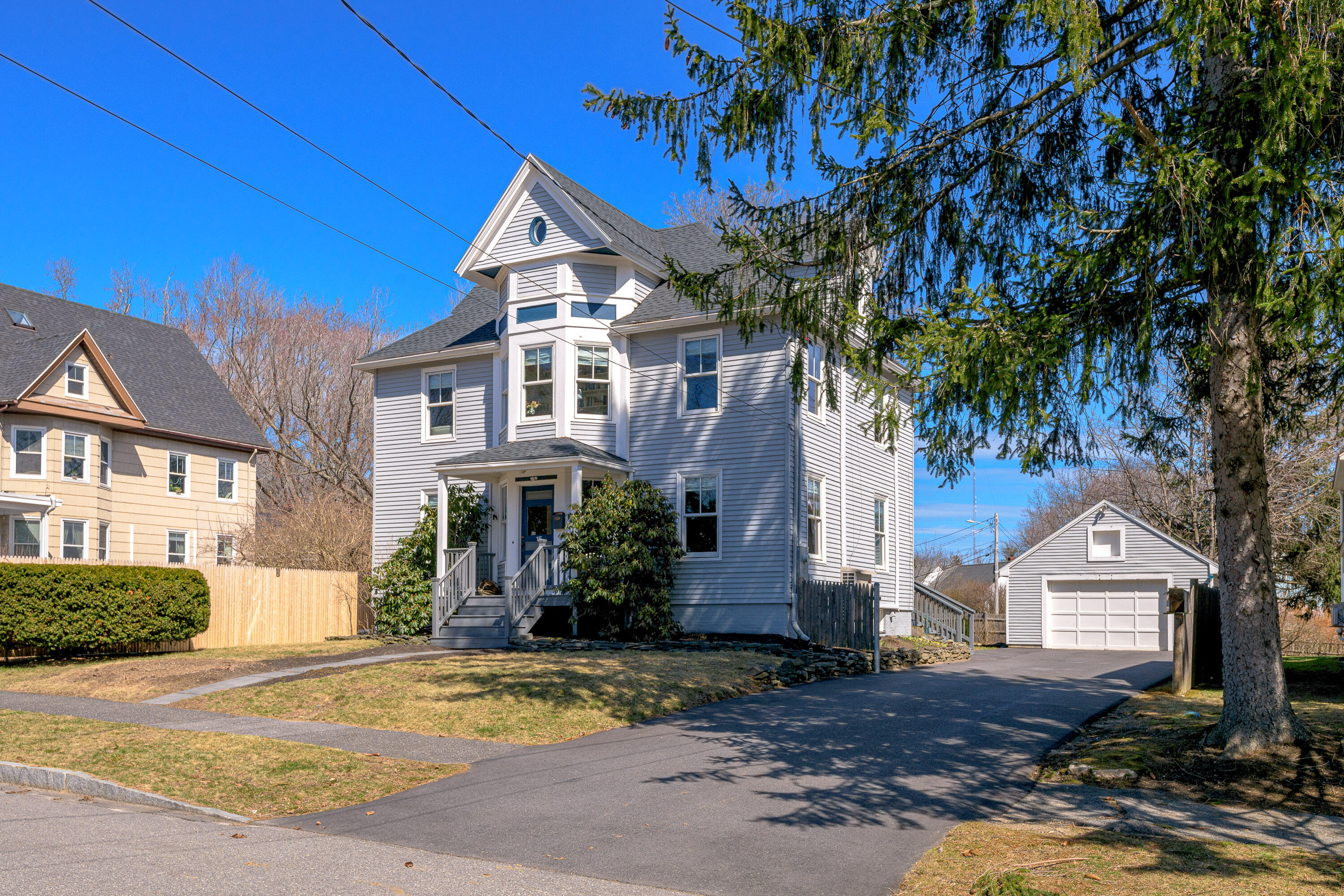 15 Morse Street