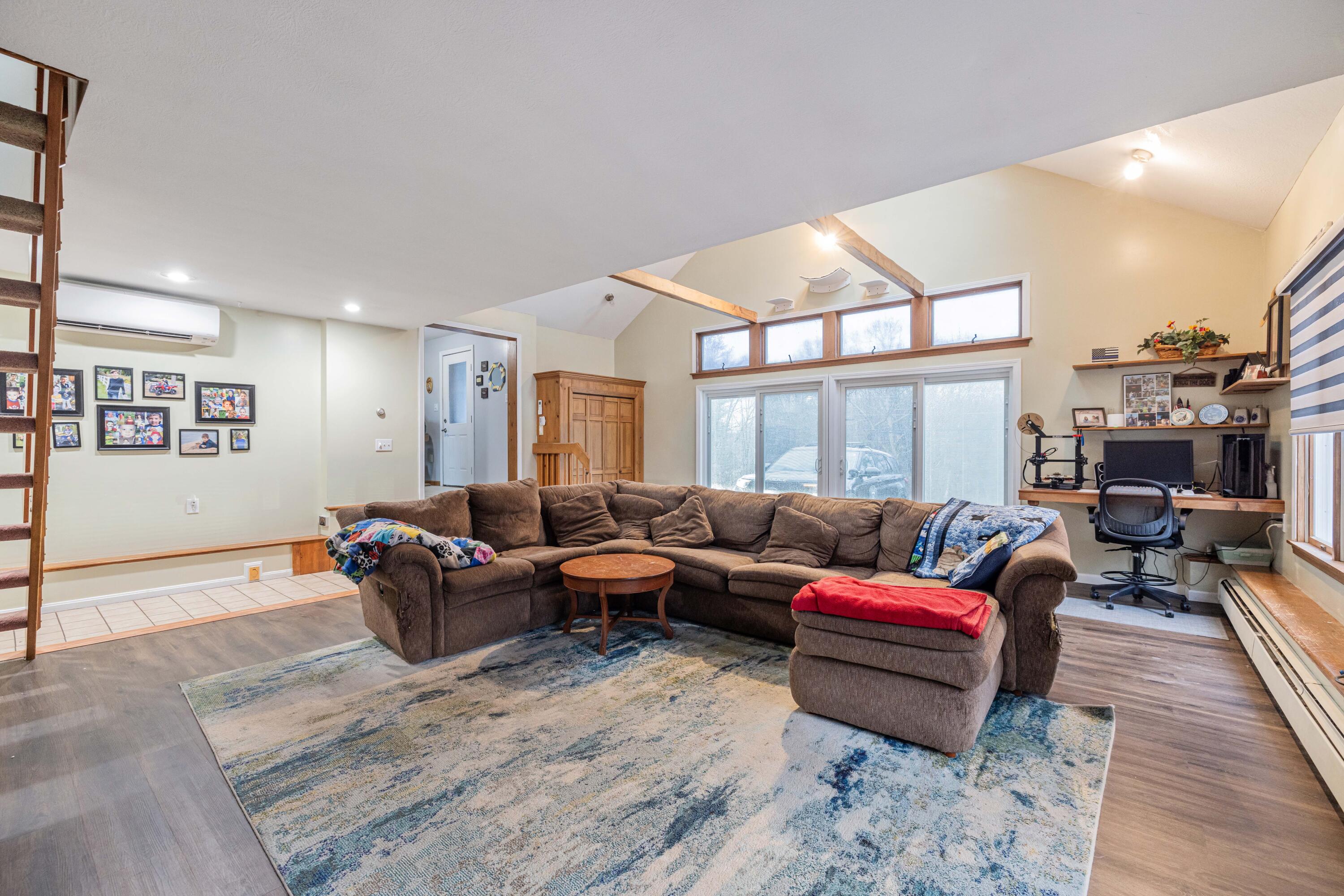11 Curtis Lake Drive