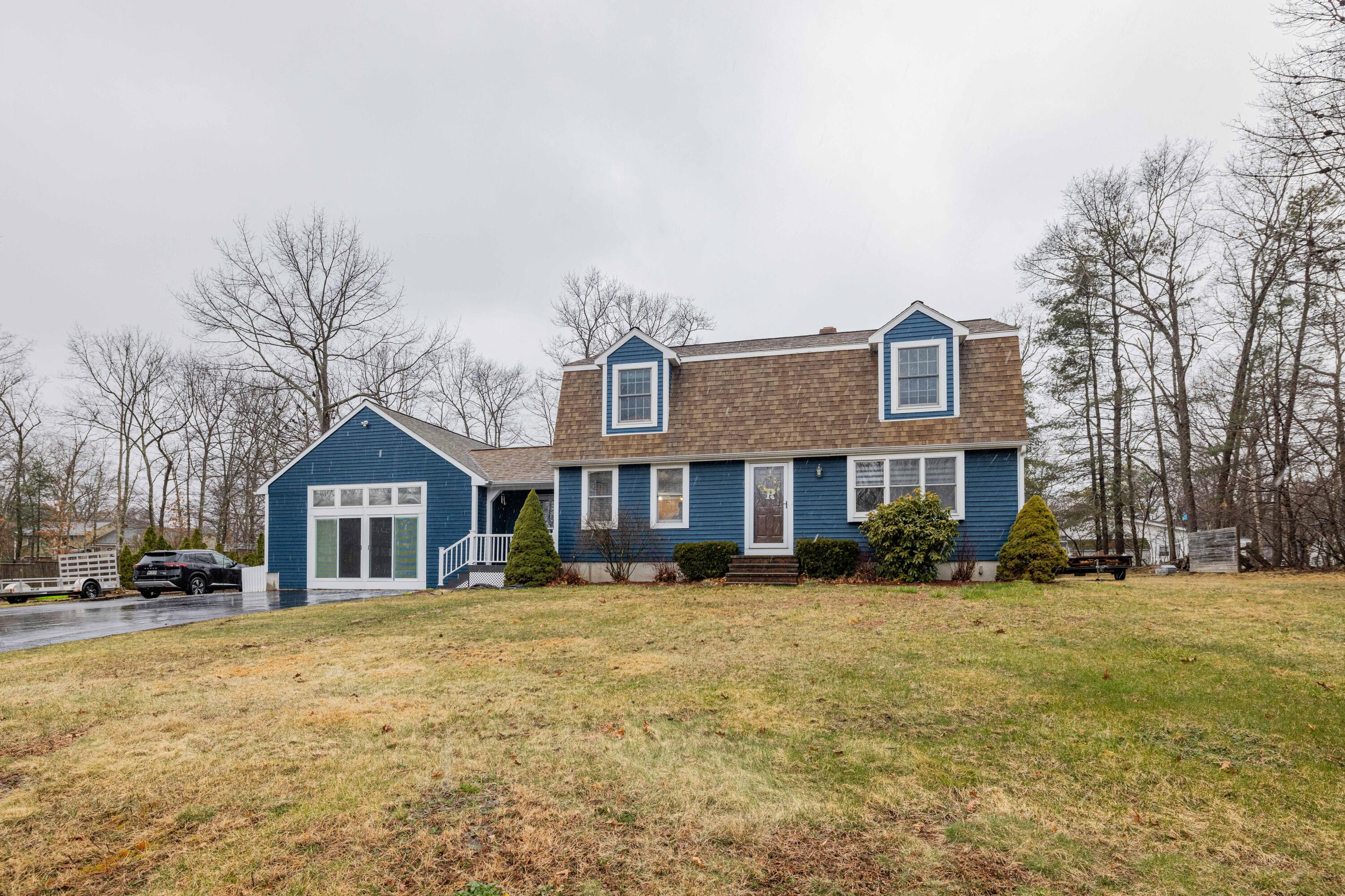 11 Curtis Lake Drive
