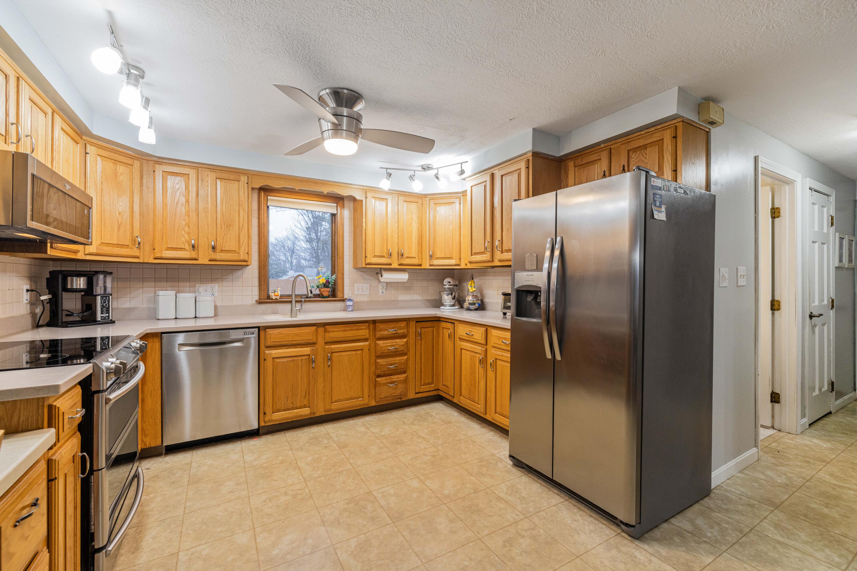 11 Curtis Lake Drive