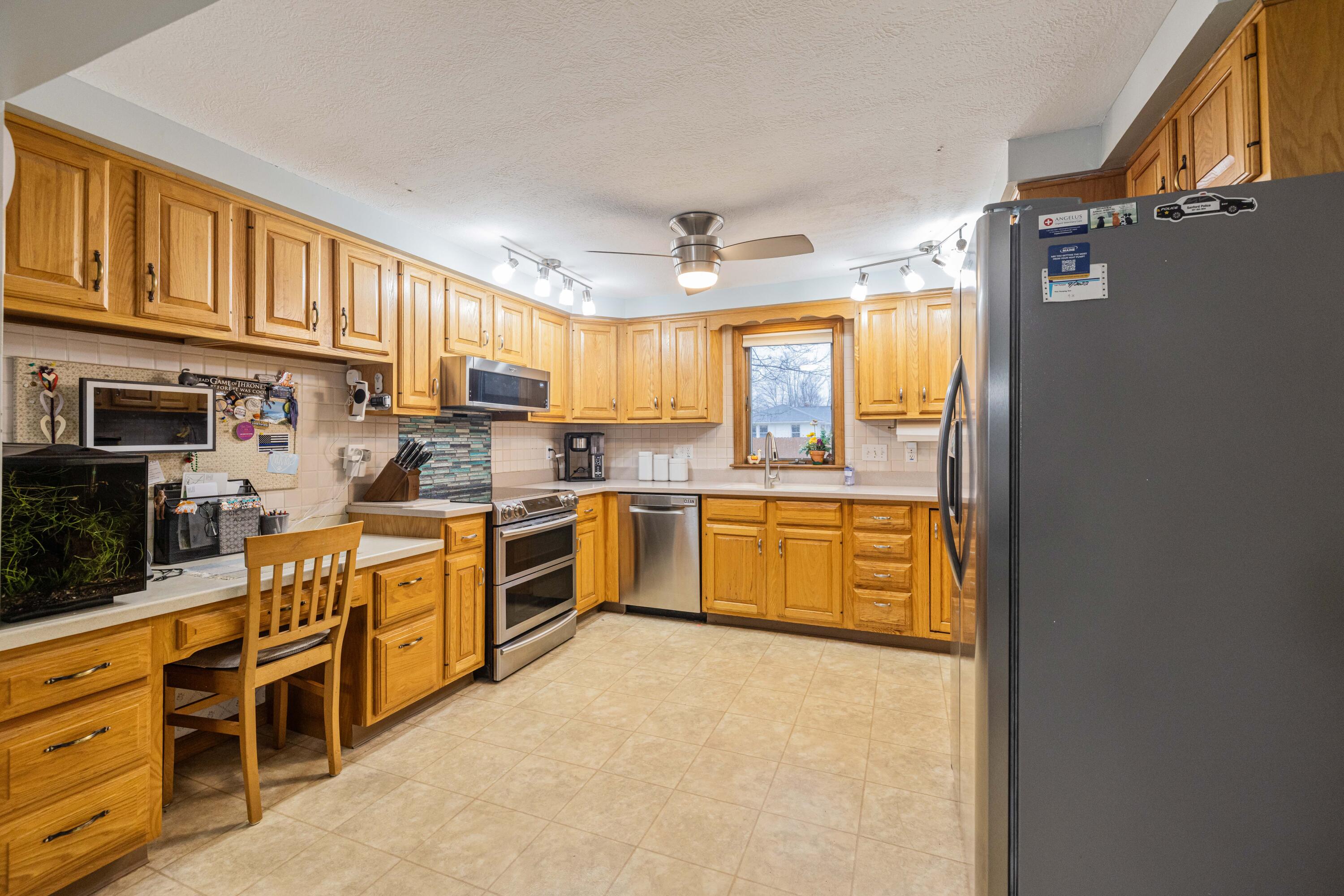11 Curtis Lake Drive