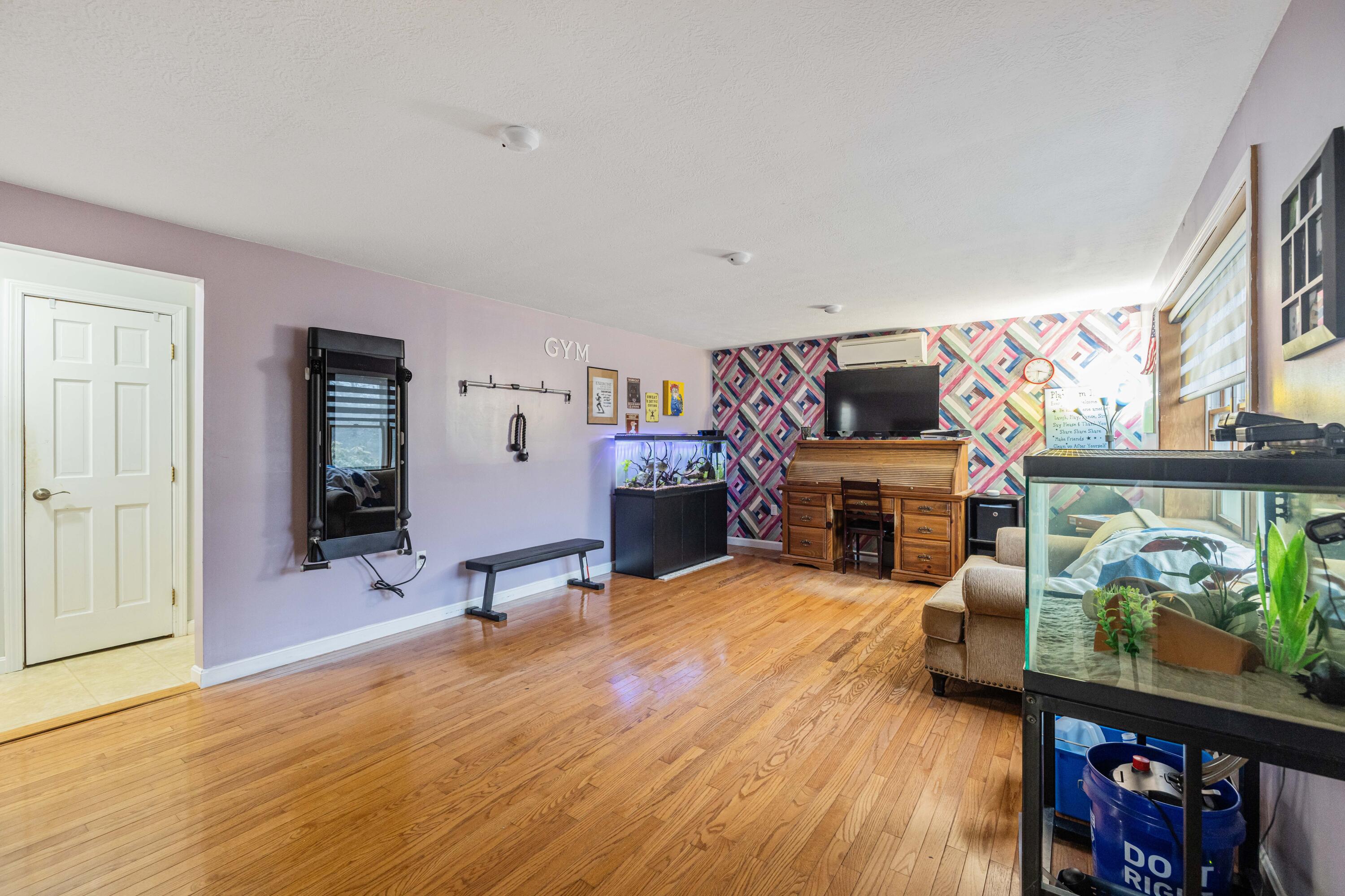 11 Curtis Lake Drive