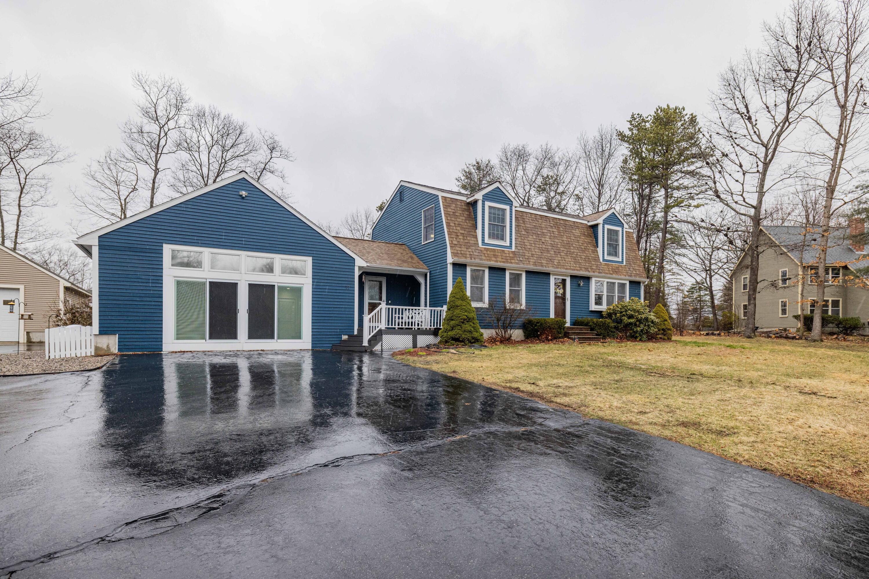 11 Curtis Lake Drive