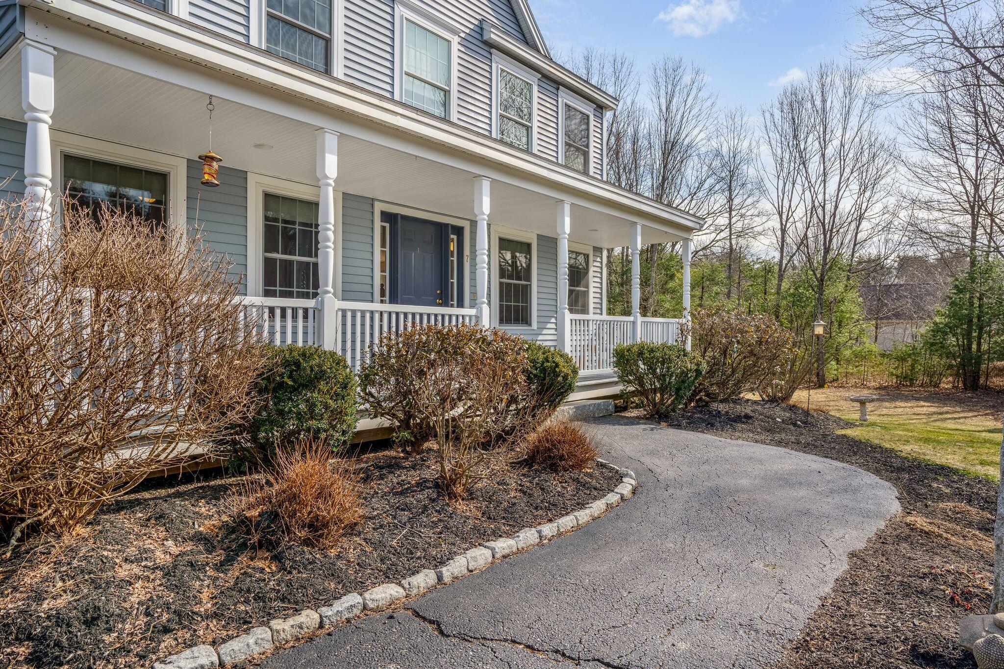 7 Elizabeth Lane