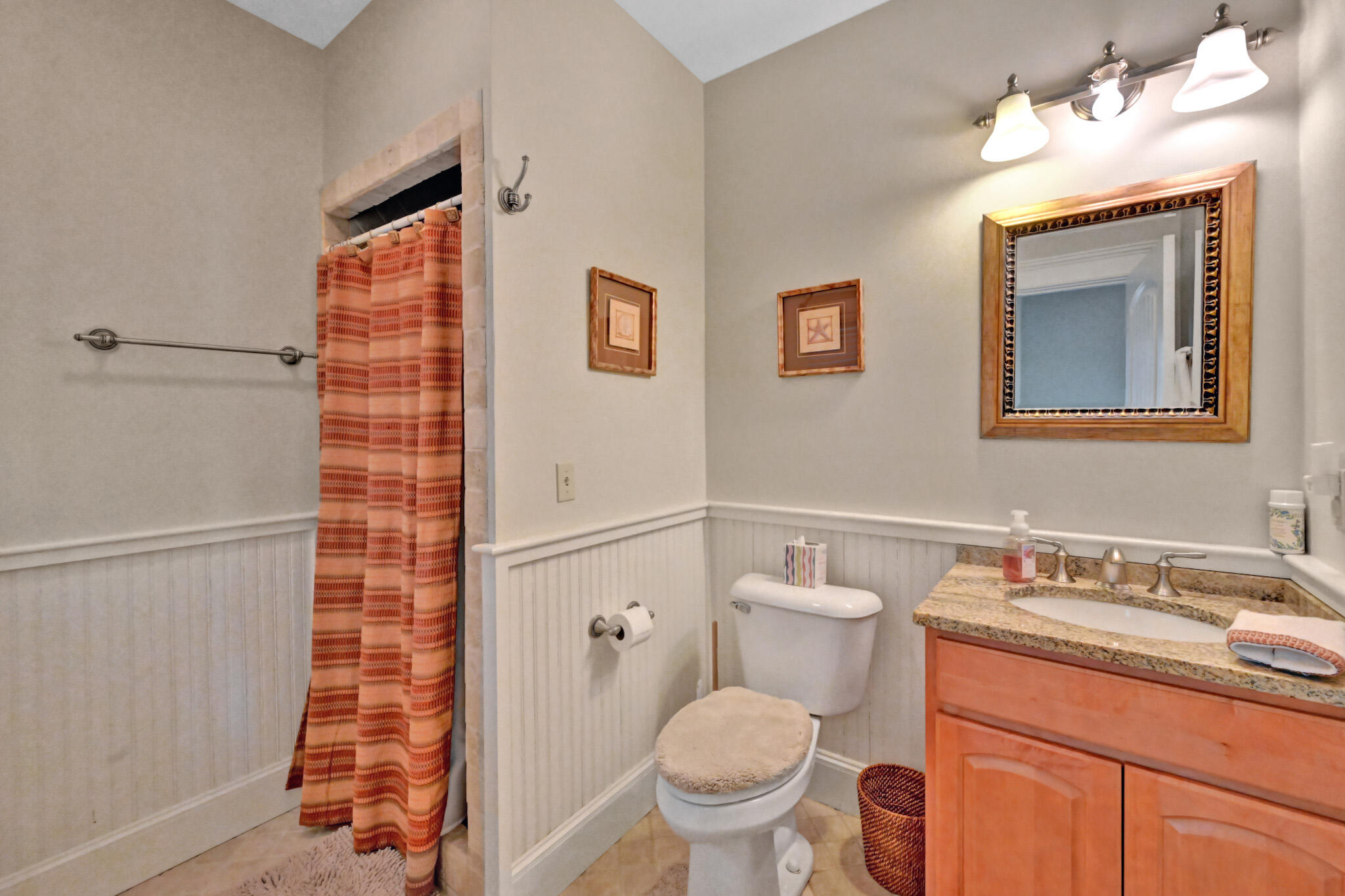 29 W Island Way, 512