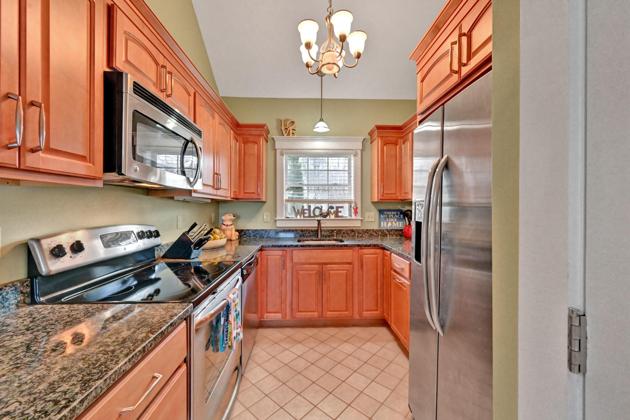 29 W Island Way, 512