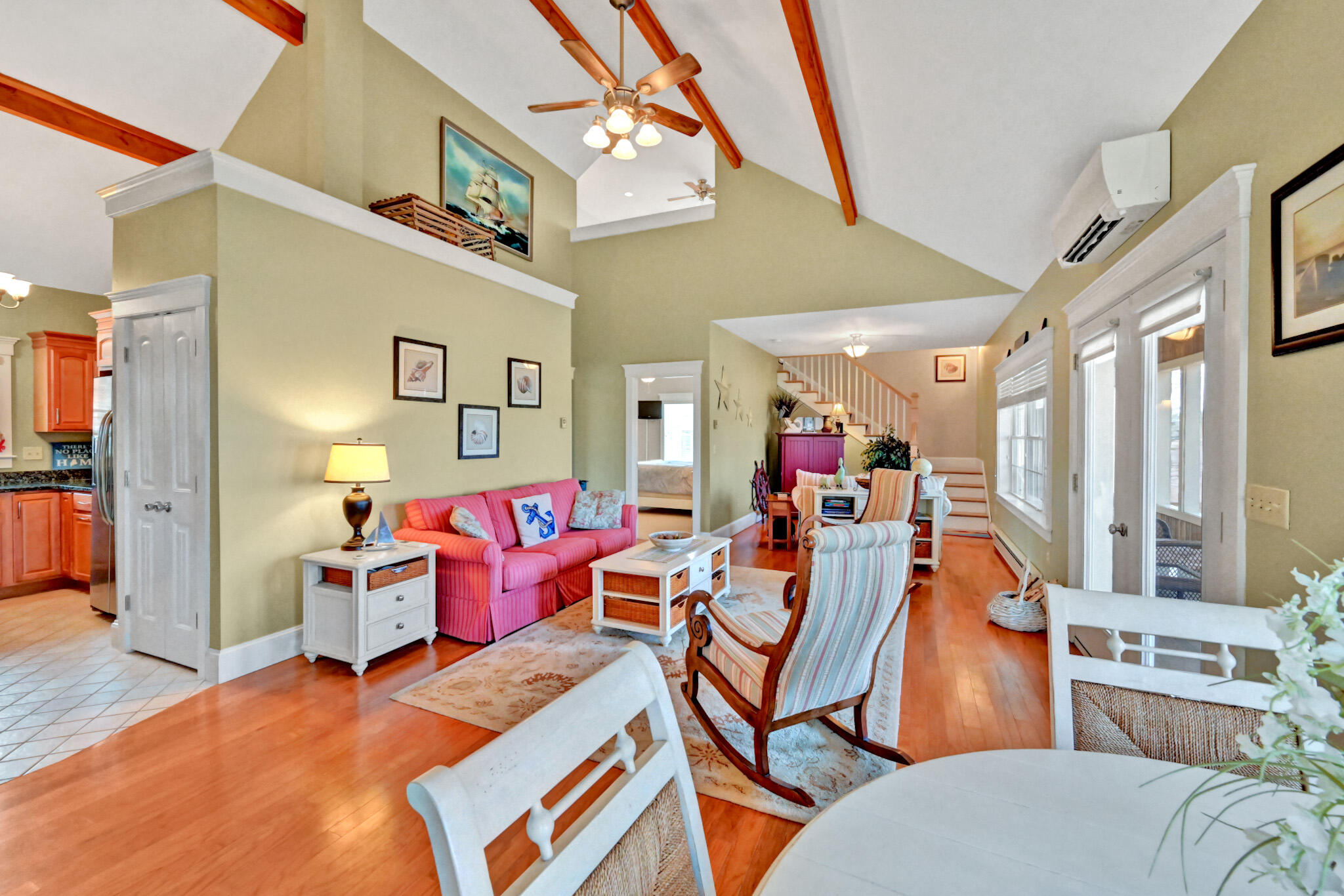 29 W Island Way, 512
