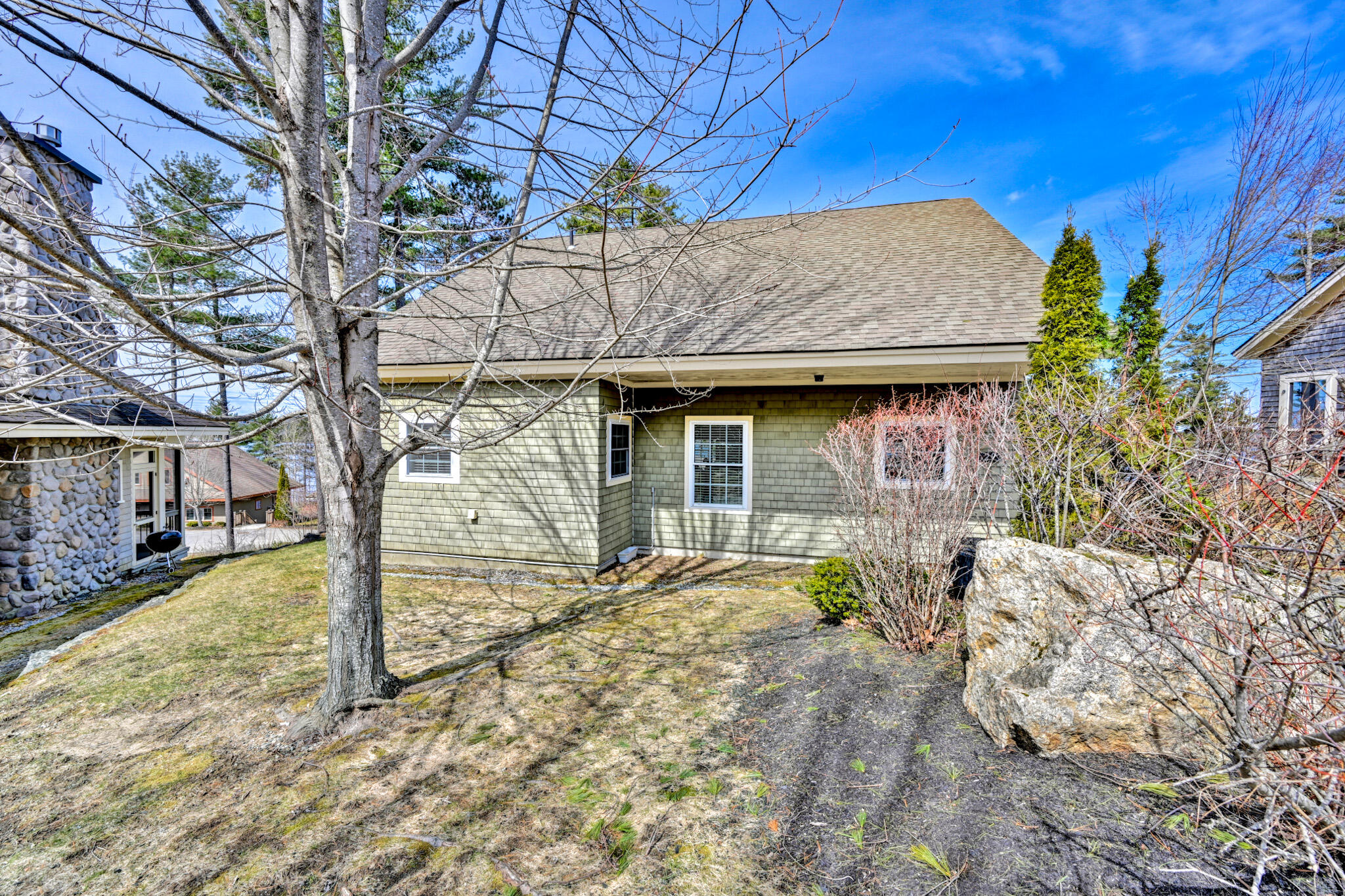 29 W Island Way, 512