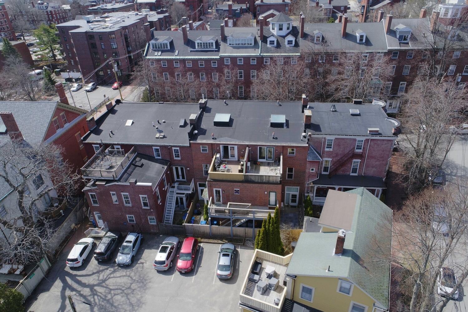 93 Park Street, 1