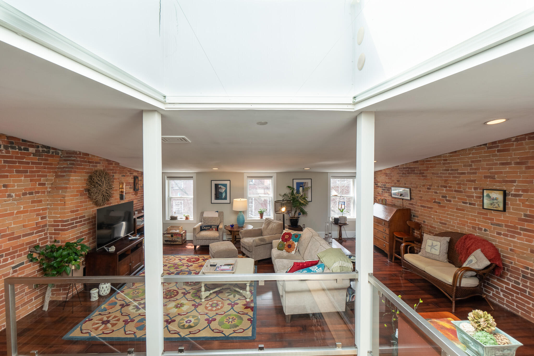 93 Park Street, 1