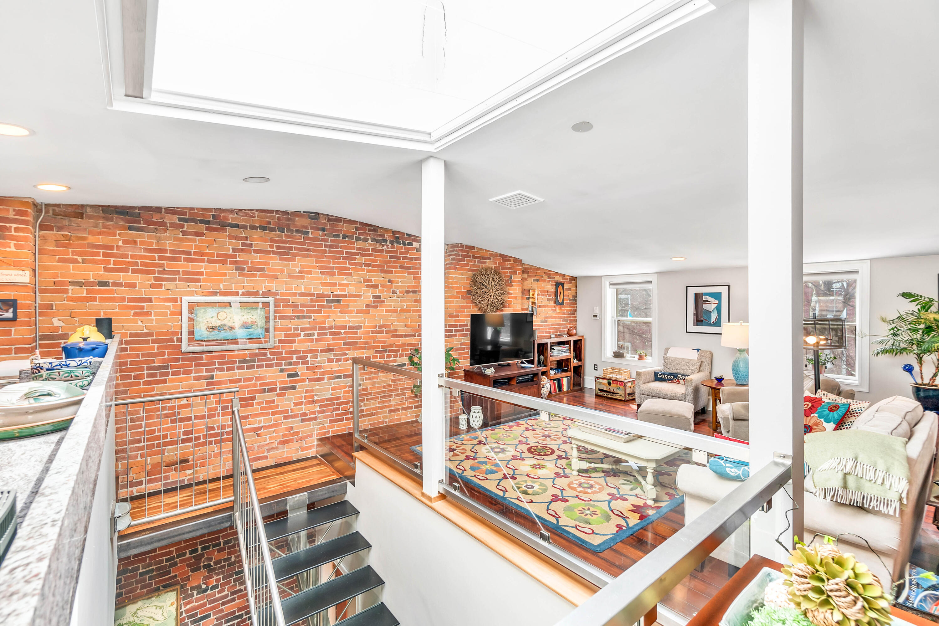 93 Park Street, 1