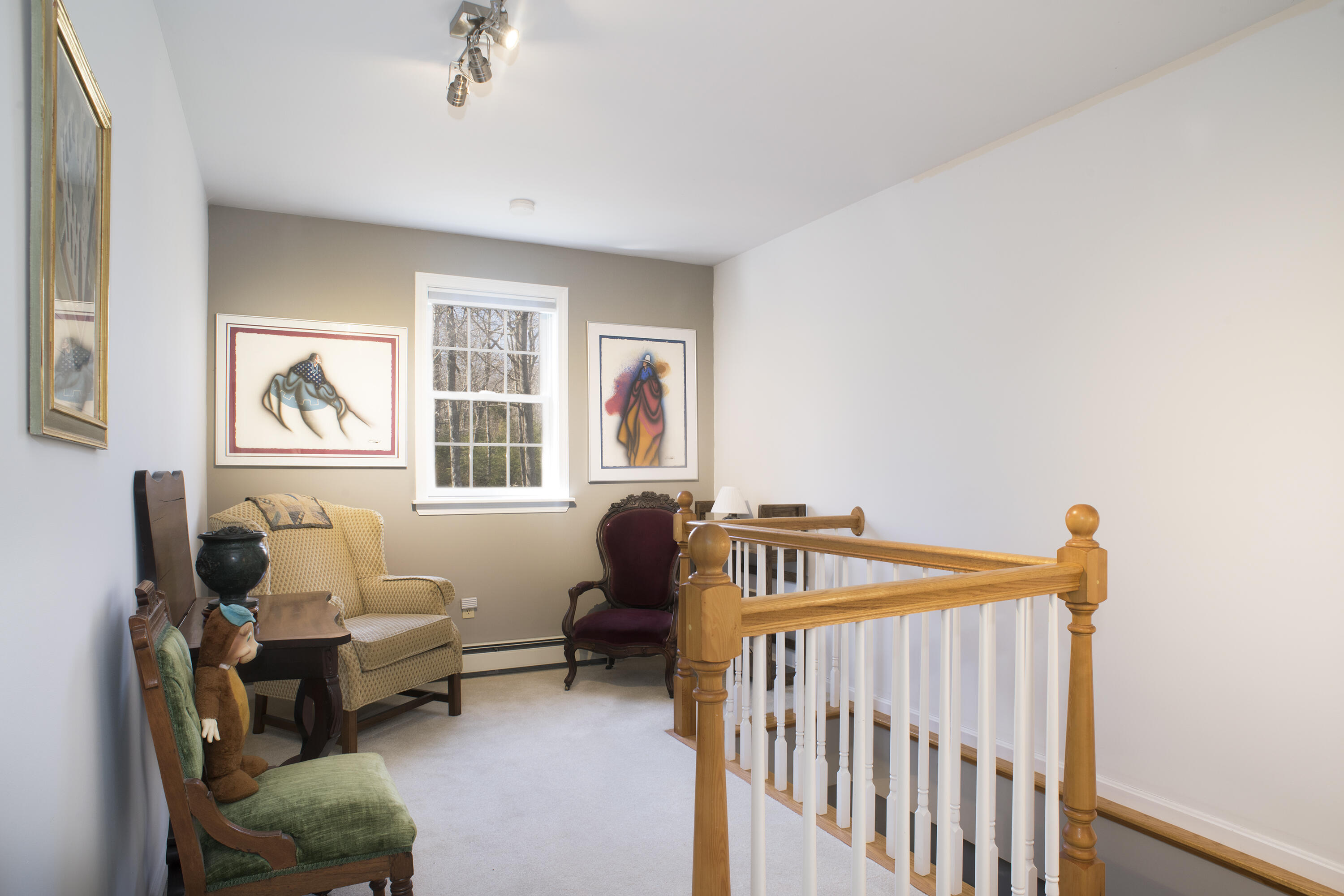 85 Spring Hill Loop