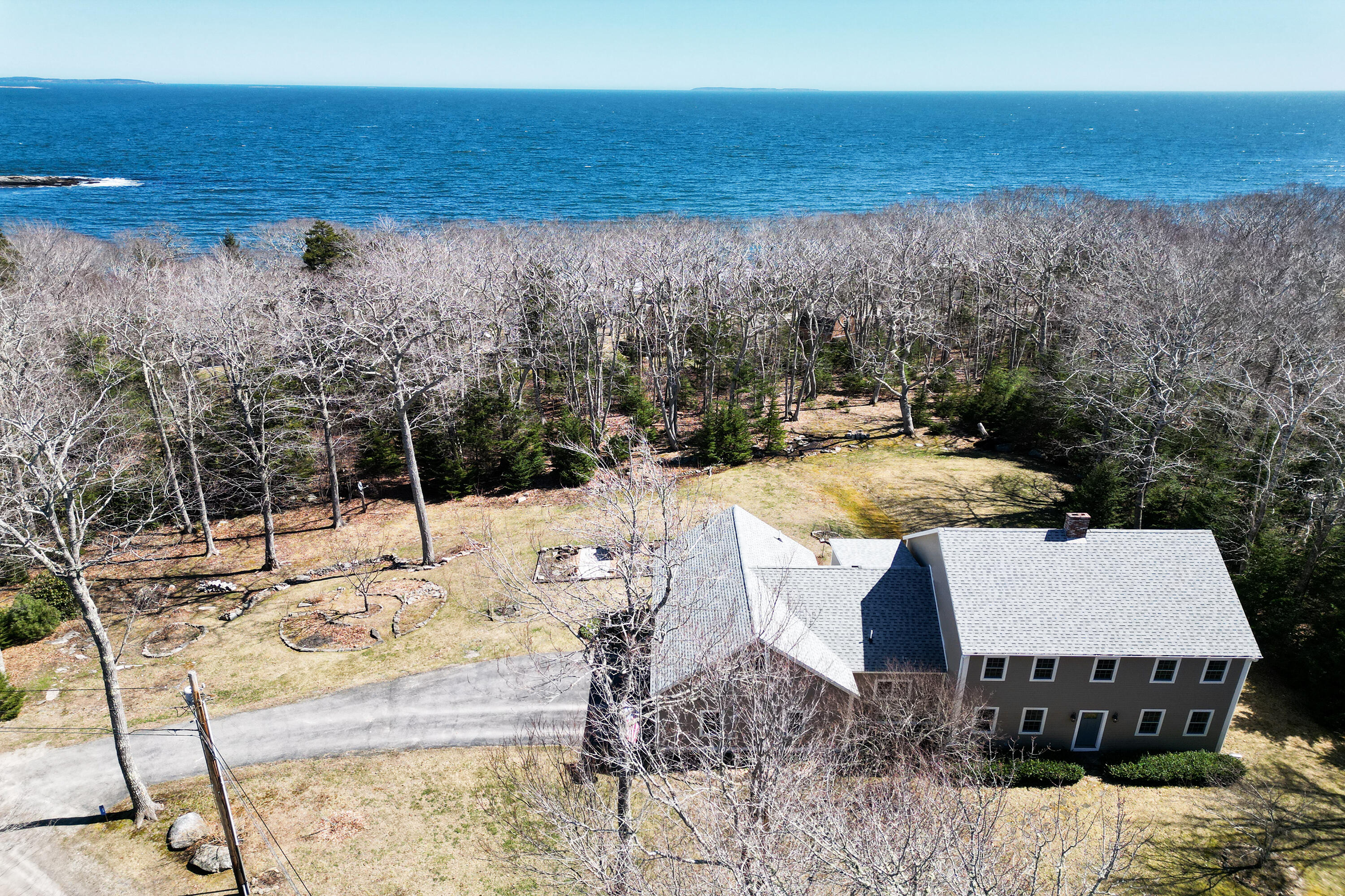 85 Spring Hill Loop
