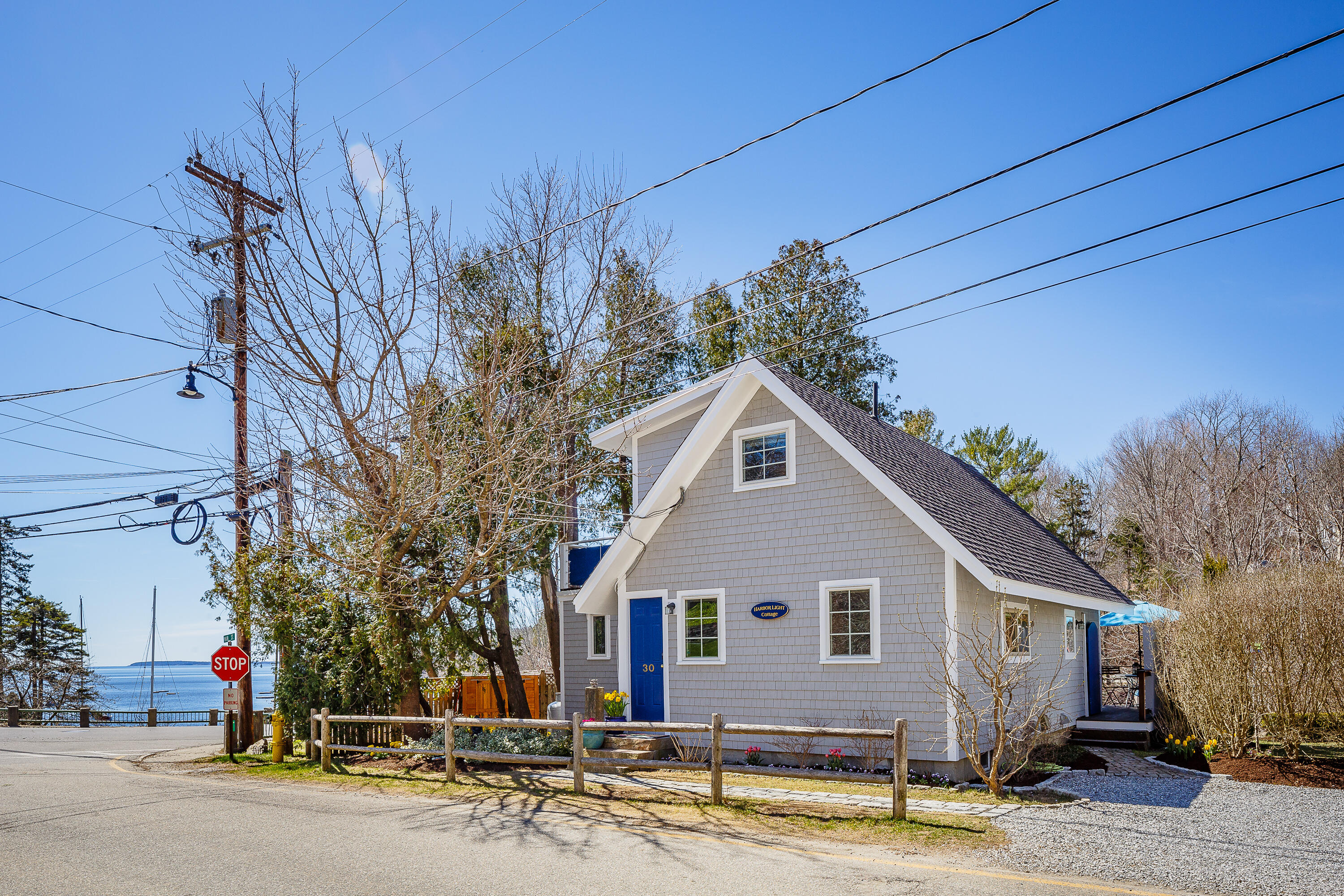 30 Main Street, 30