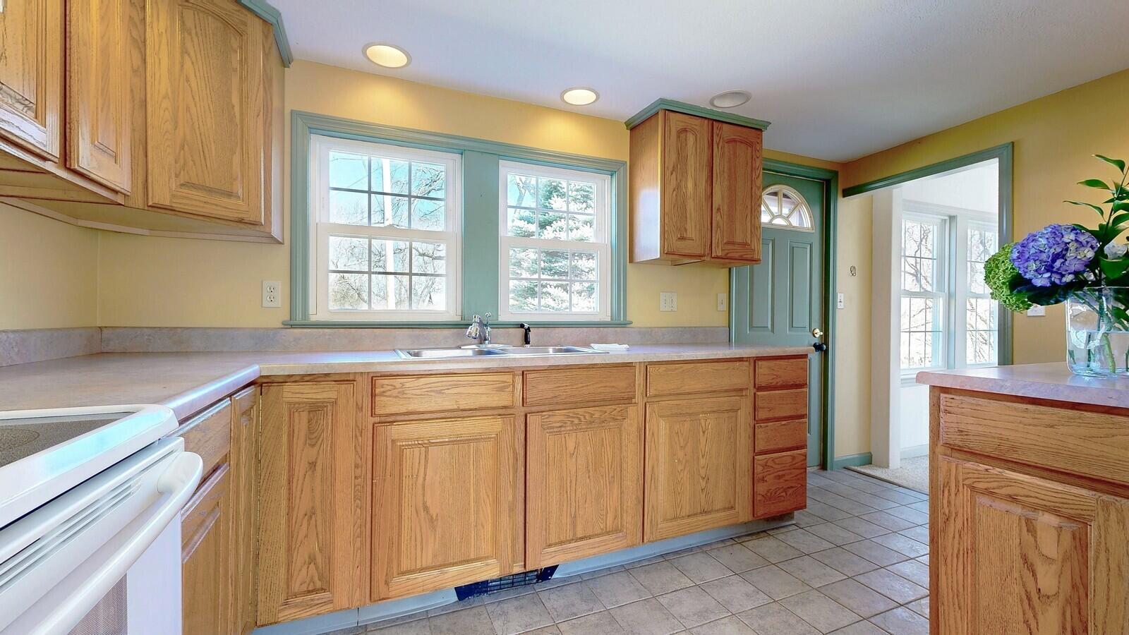 8 Beach Bluff Terrace