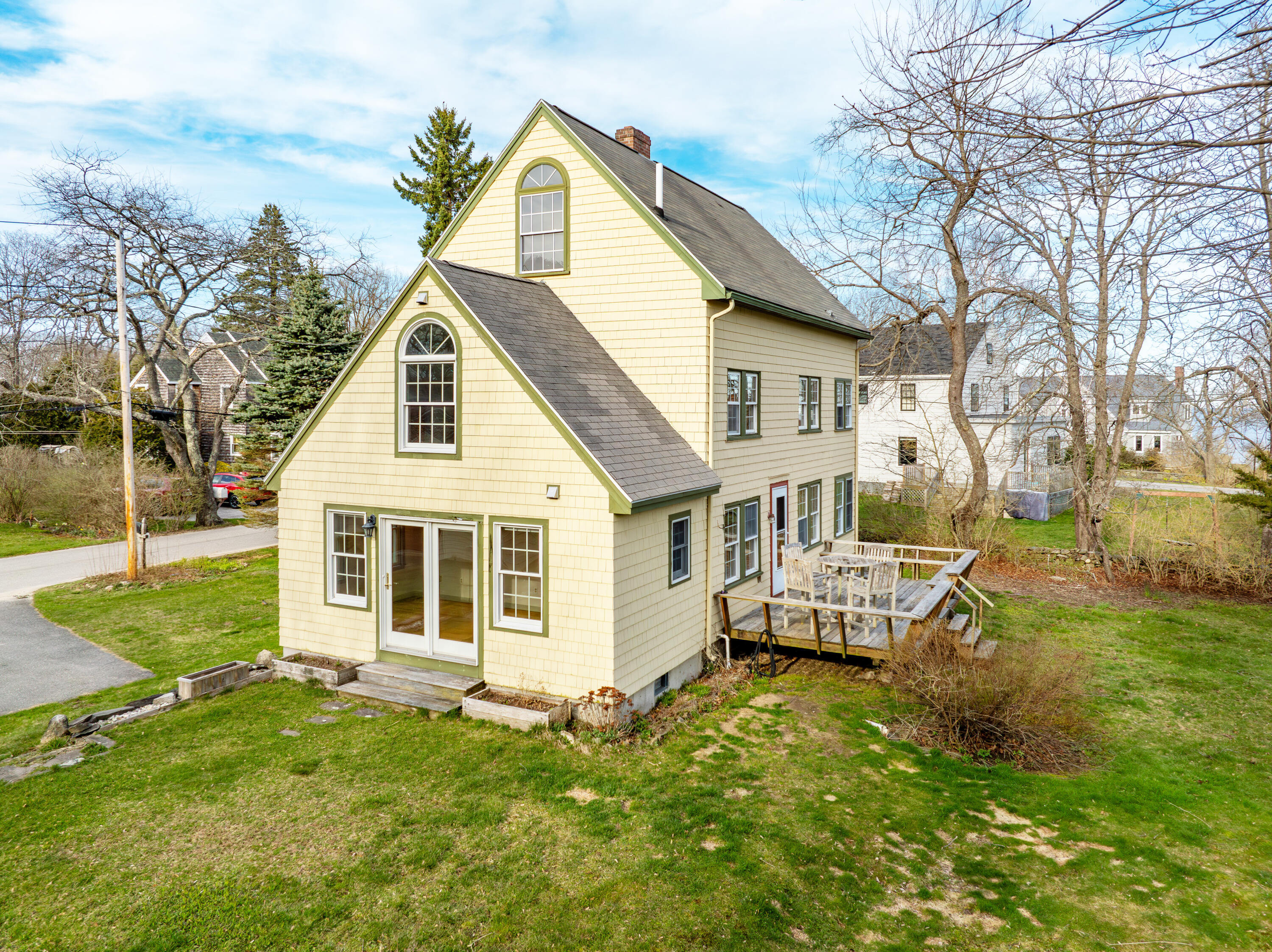 8 Beach Bluff Terrace