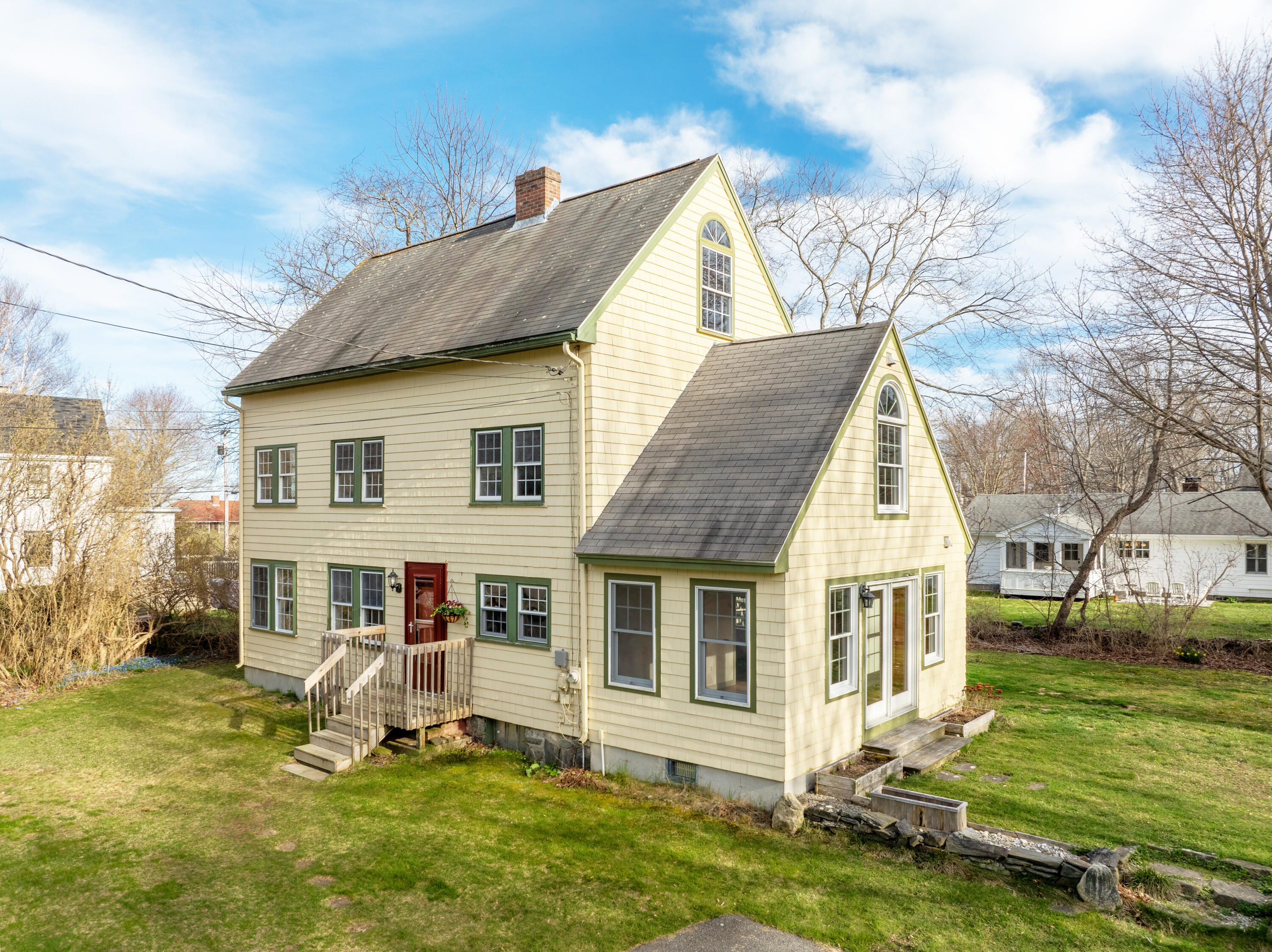 8 Beach Bluff Terrace