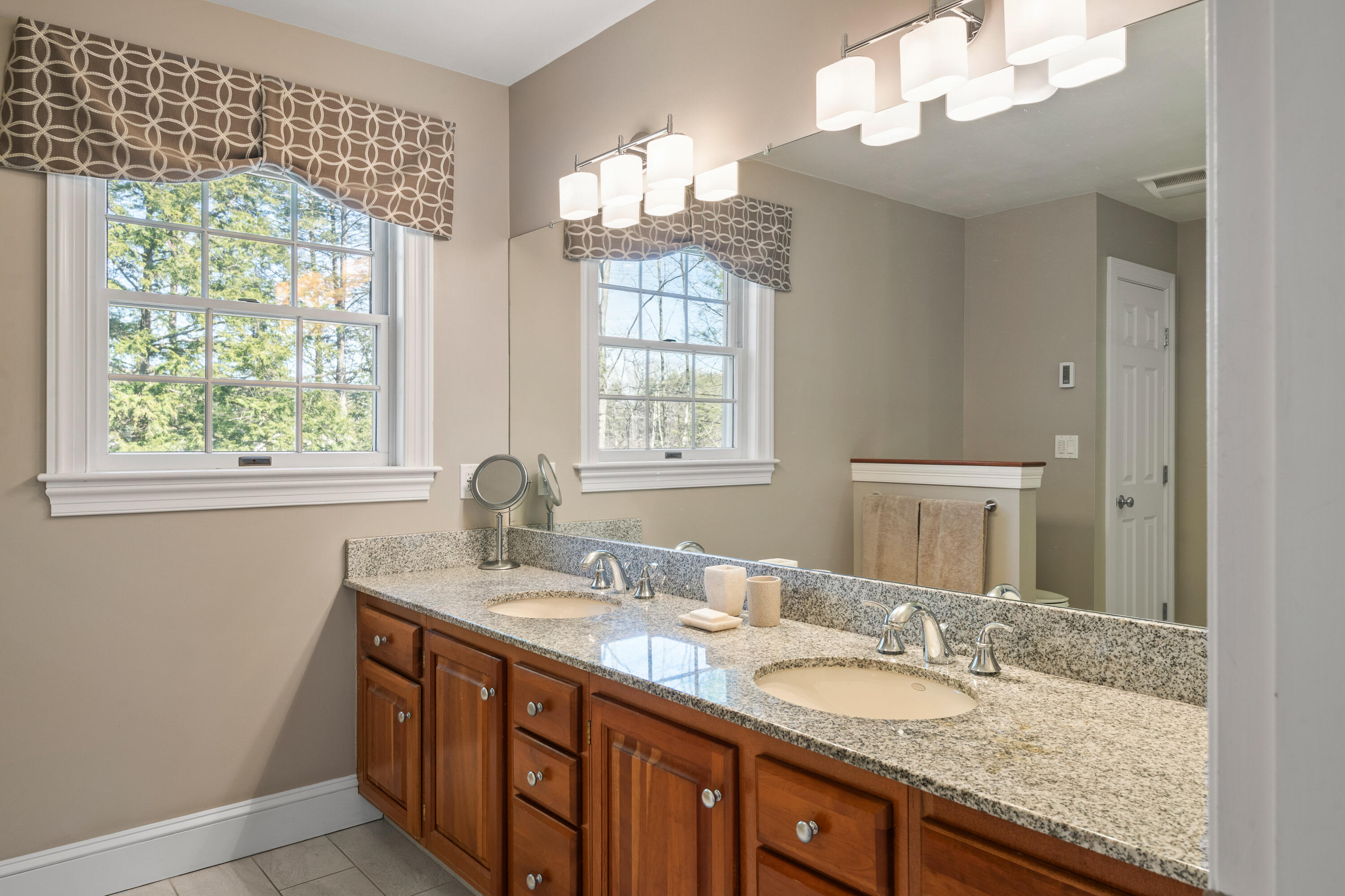 2 Hemlock Drive