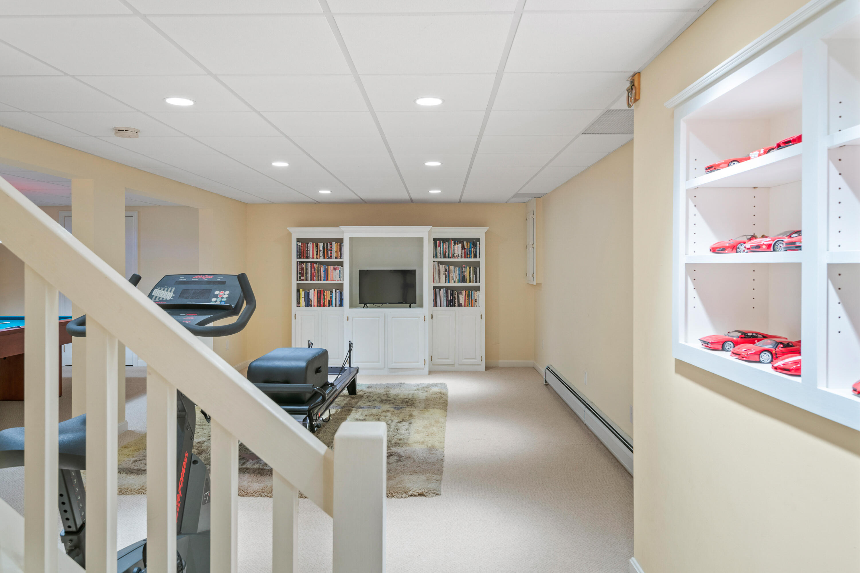 2 Hemlock Drive